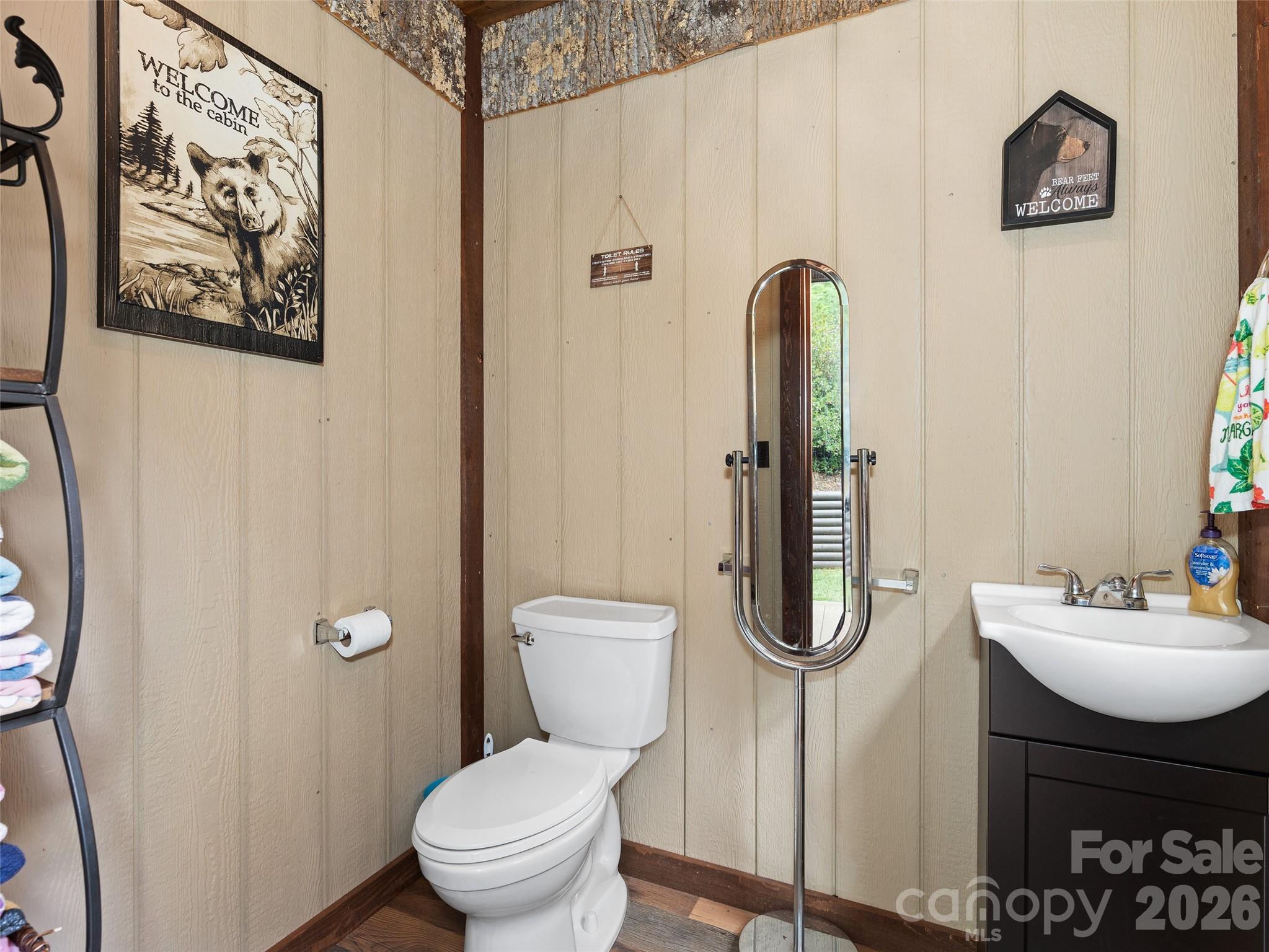 80 Austins Trail Property Photo 33