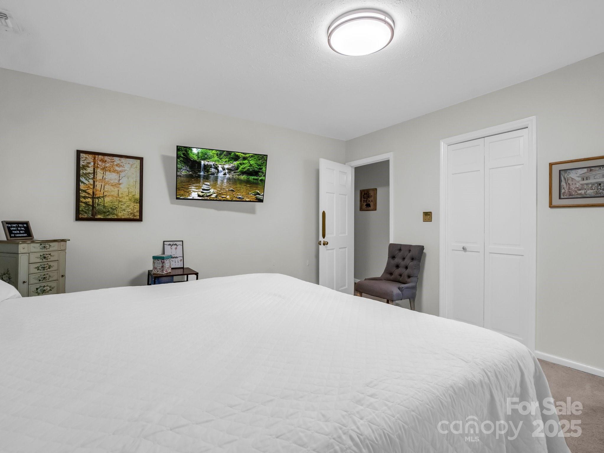 3039 Longwood Drive Property Photo 30
