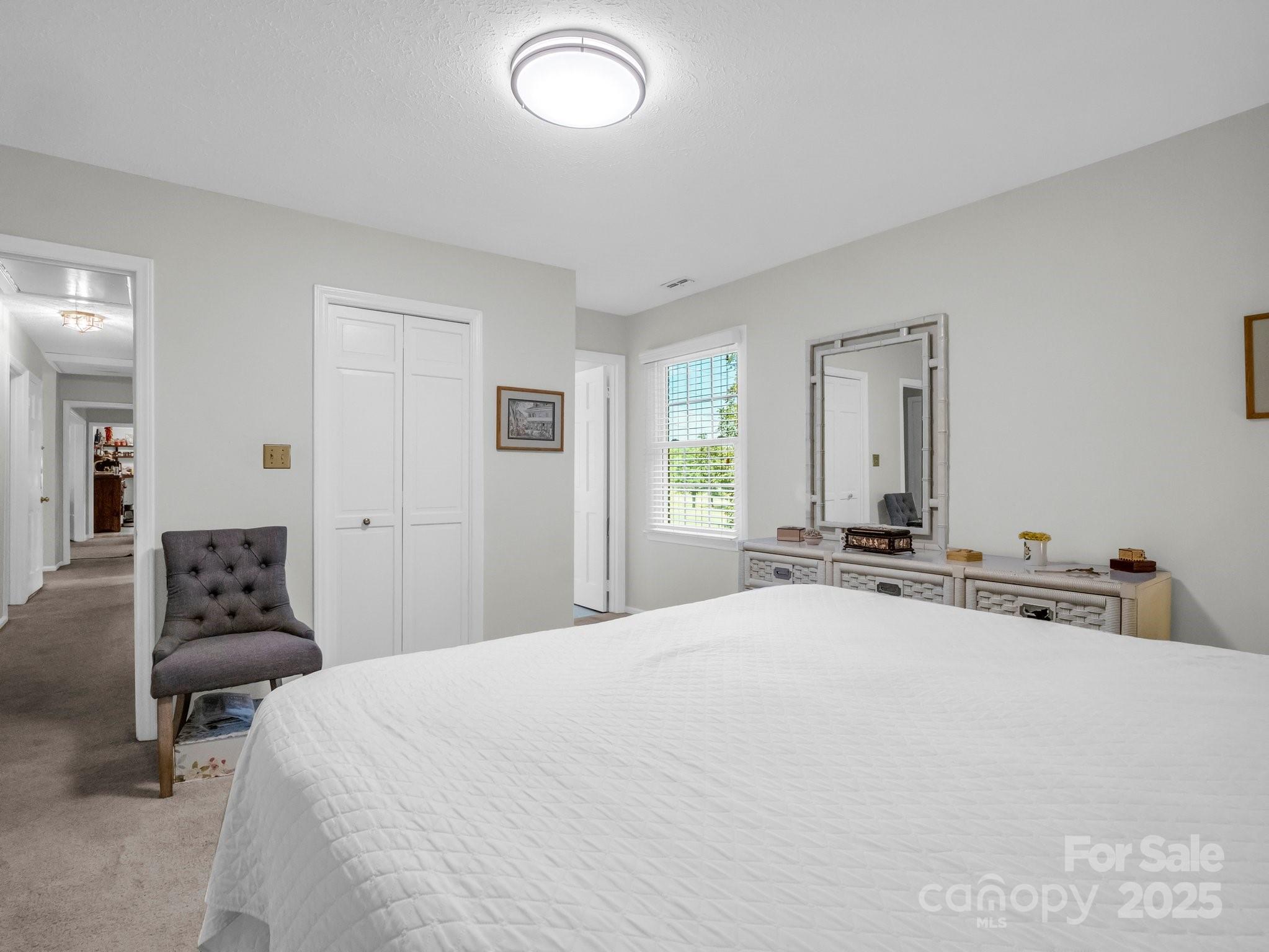 3039 Longwood Drive Property Photo 31