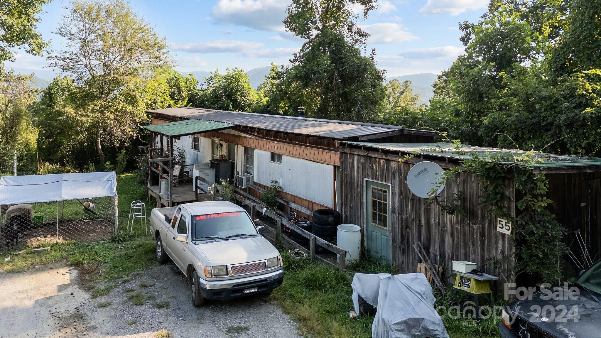 47 Denny Lane Property Photo 4