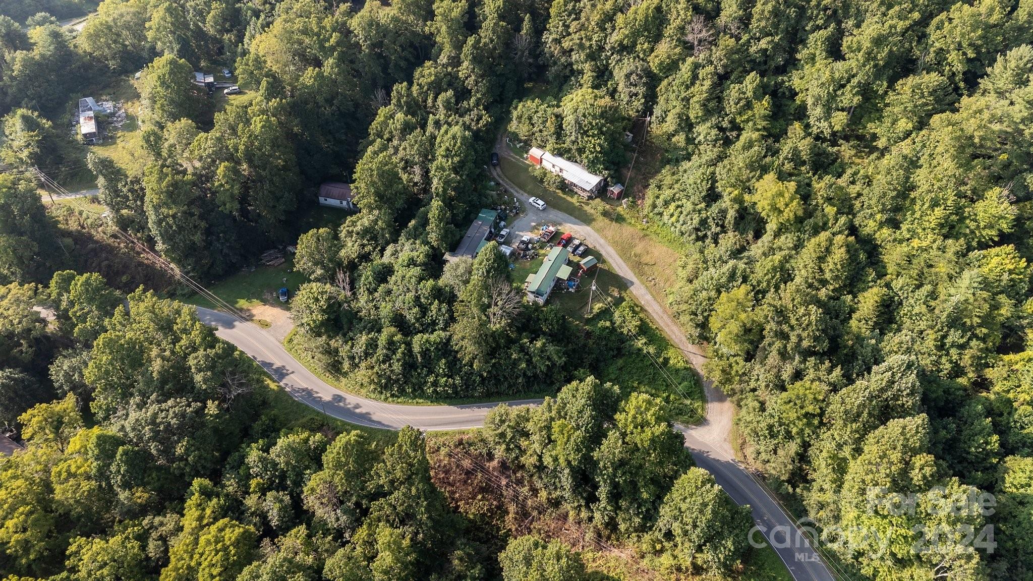 47 Denny Lane Property Photo 9