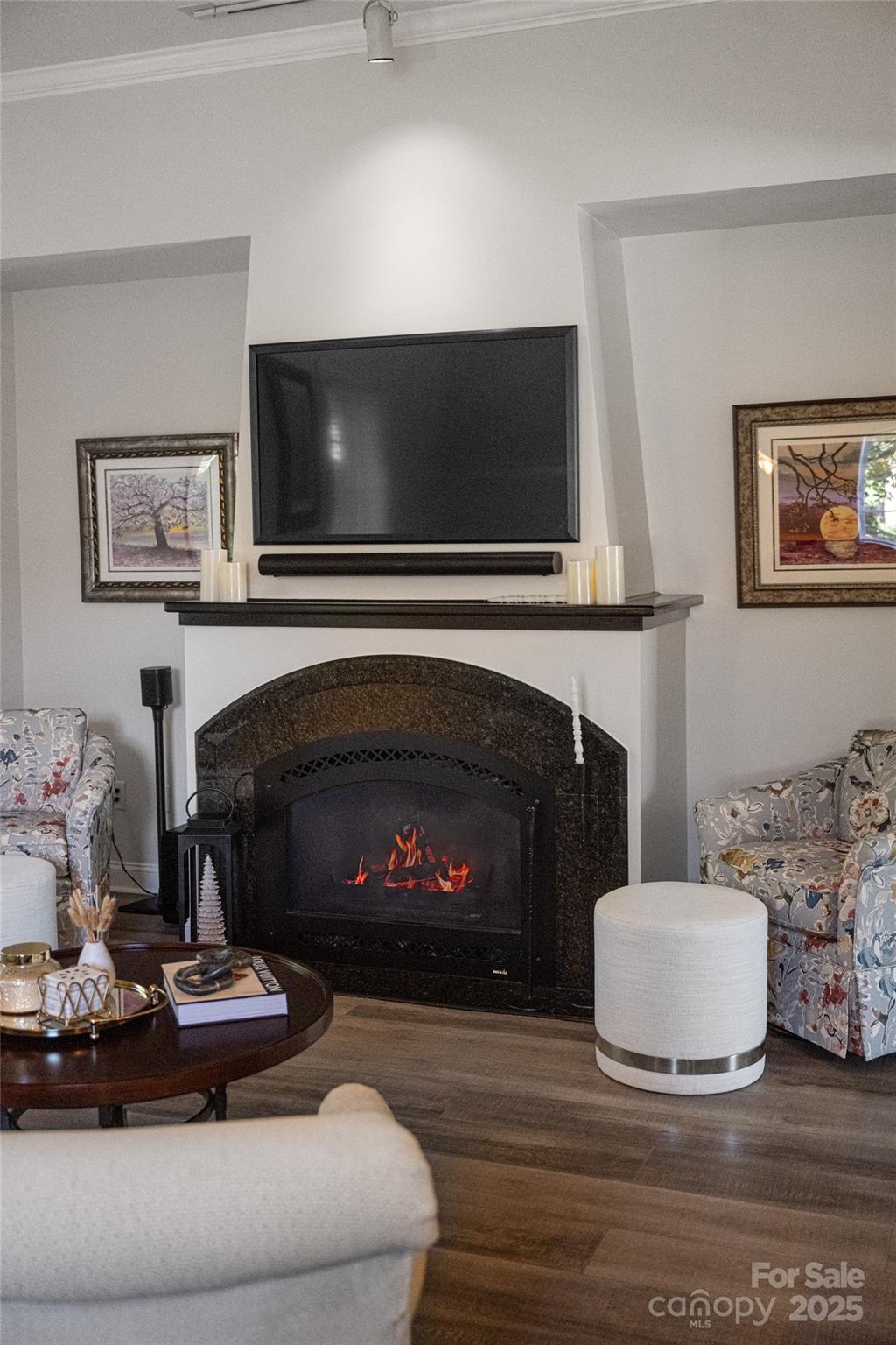 6 Village Lane B100 Property Photo 11