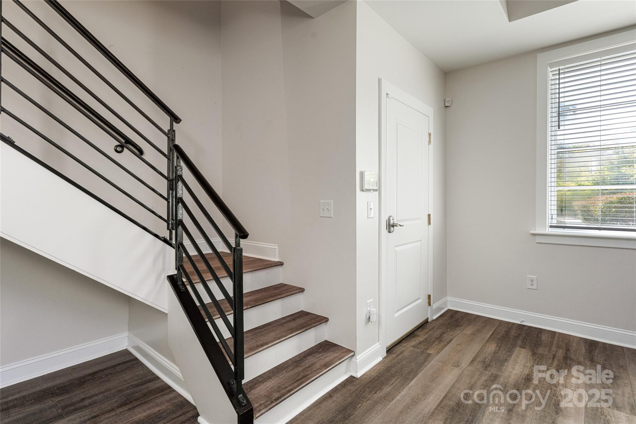 6 Village Lane B100 Property Photo 19