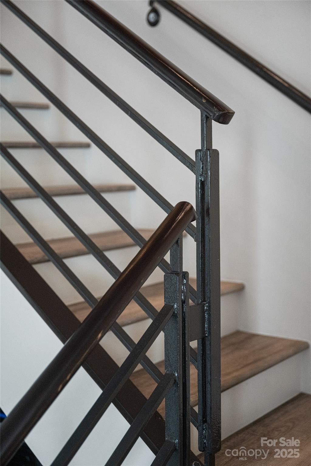 6 Village Lane B100 Property Photo 20