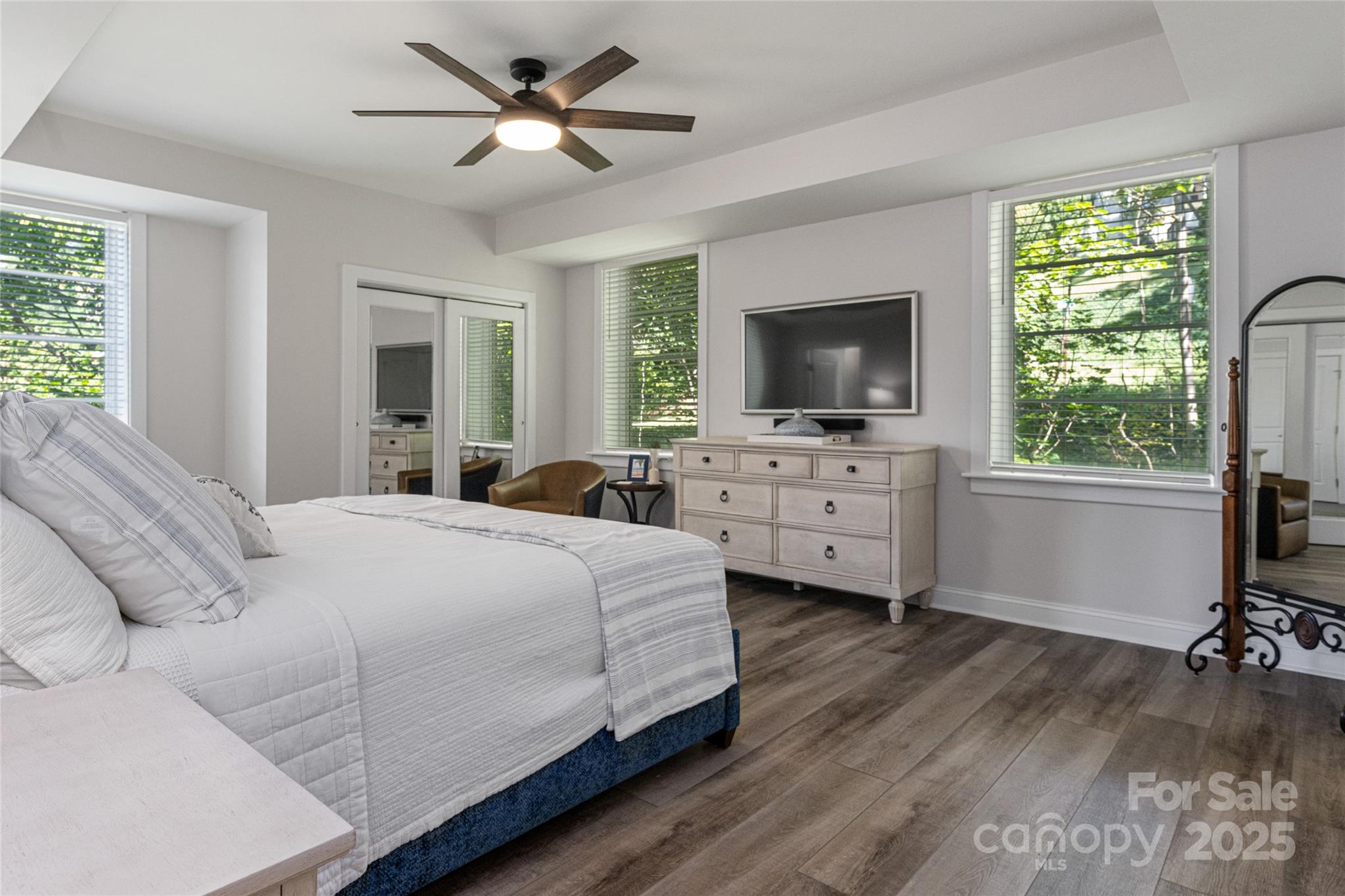 6 Village Lane B100 Property Photo 22