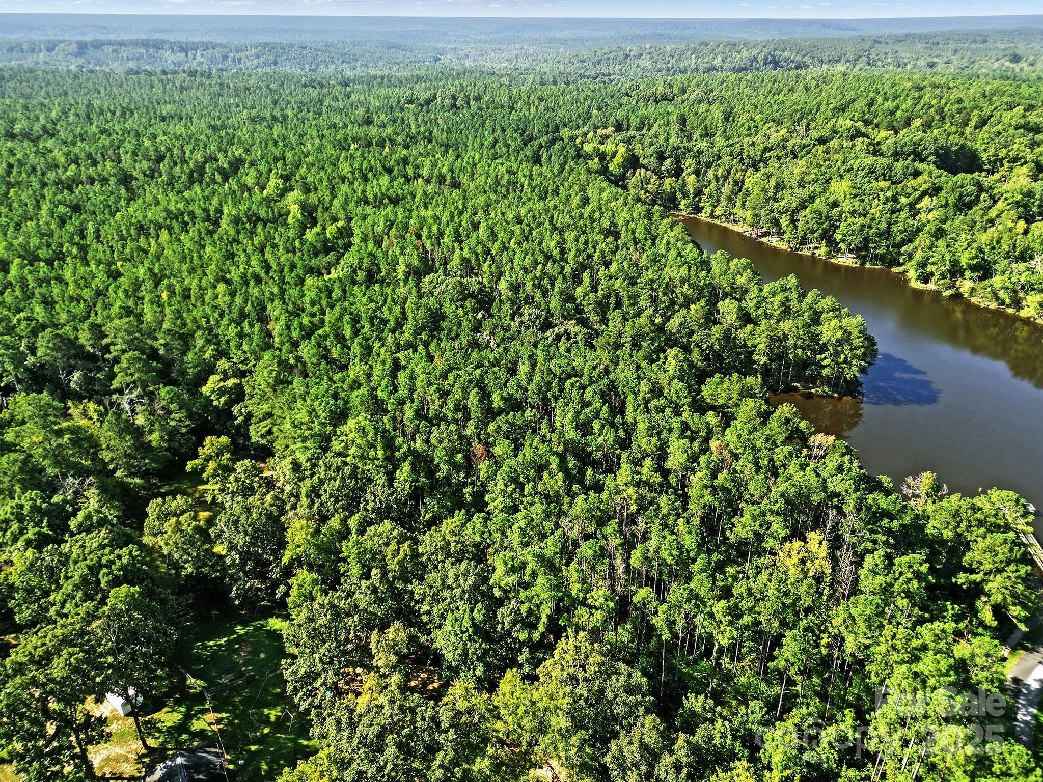 00 Carlisle White Road Property Photo 5