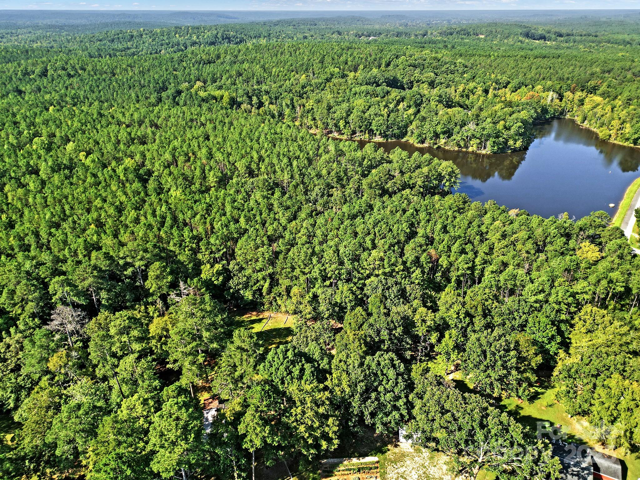 00 Carlisle White Road Property Photo 6