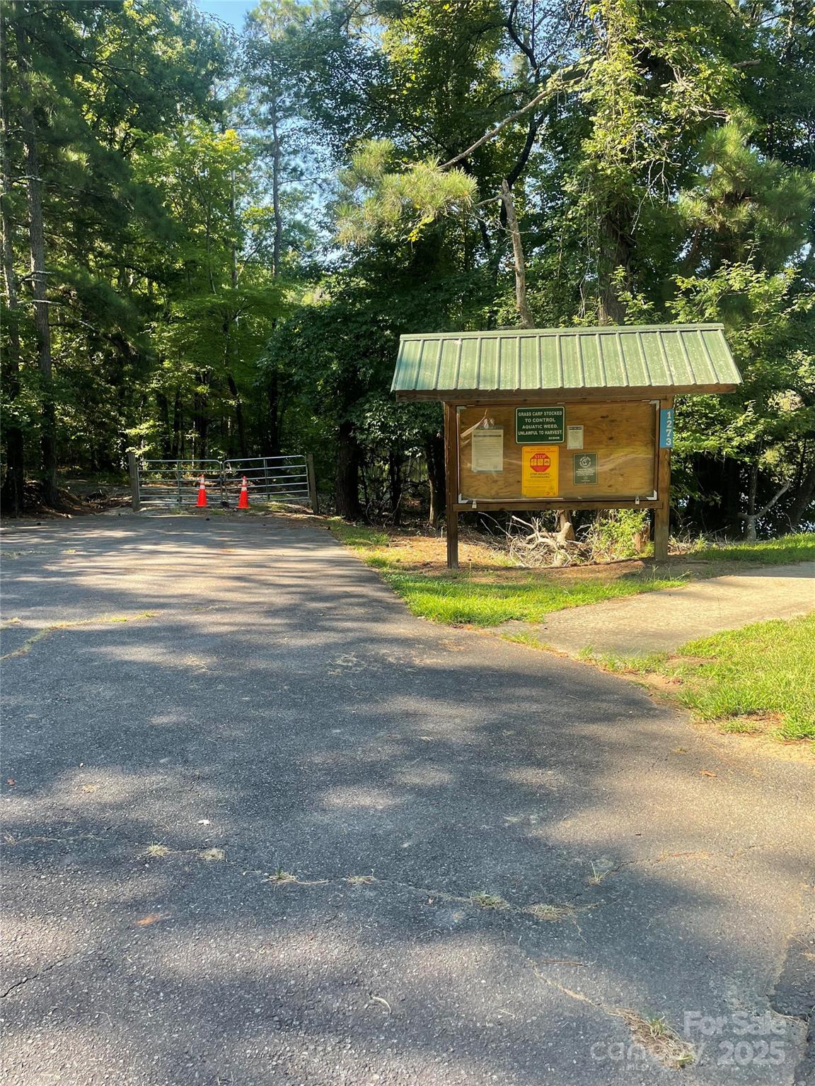 00 Carlisle White Road Property Photo 28