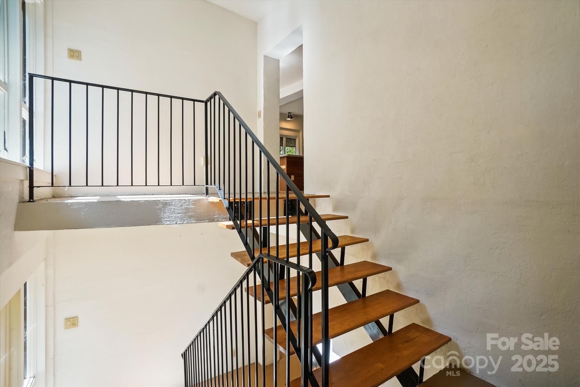 9224 Maggie Robinson Road Property Photo 7