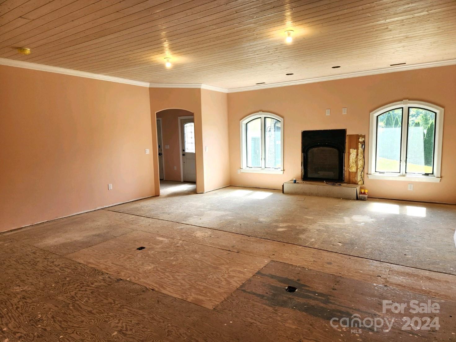 110 E Glenwood Lane Property Photo 13