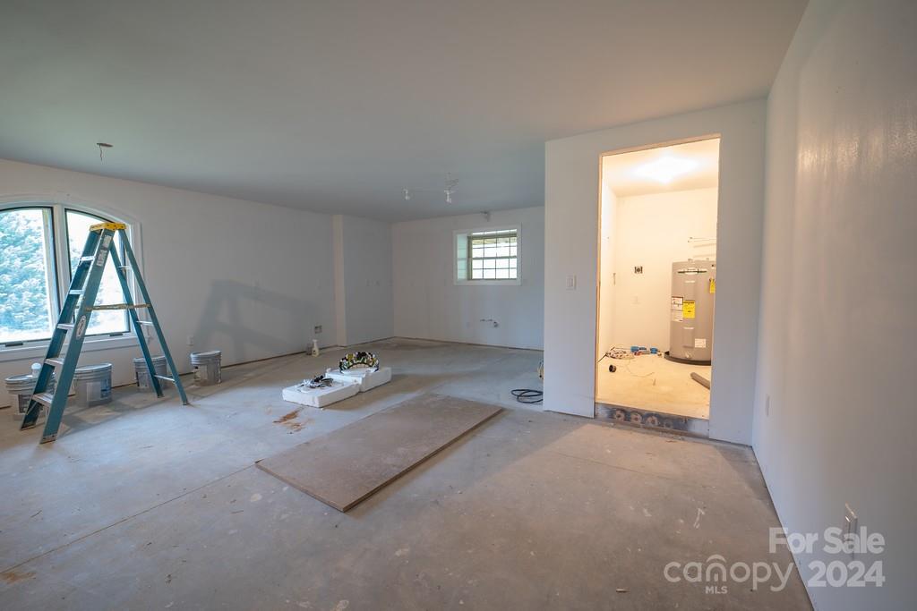 110 E Glenwood Lane Property Photo 36