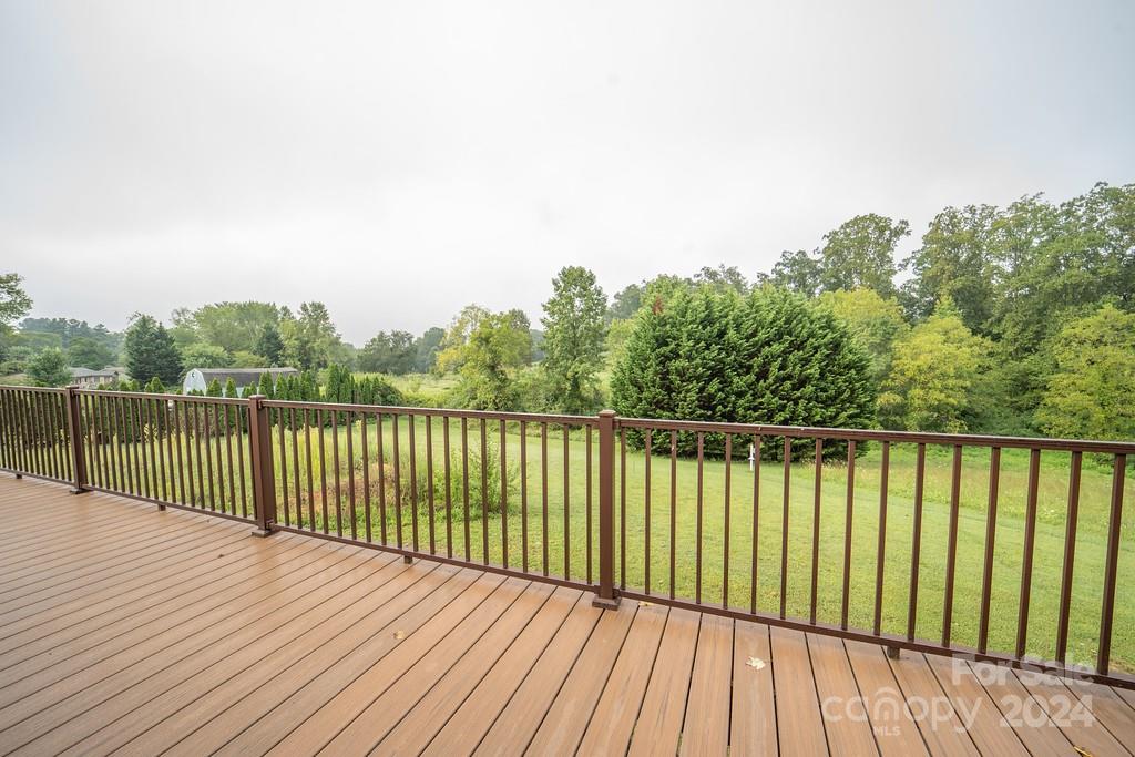 110 E Glenwood Lane Property Photo 43