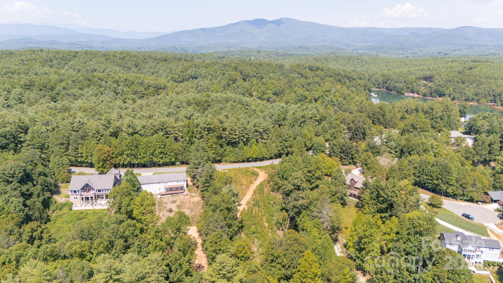 332 Waterglyn Way 27 Property Photo 6