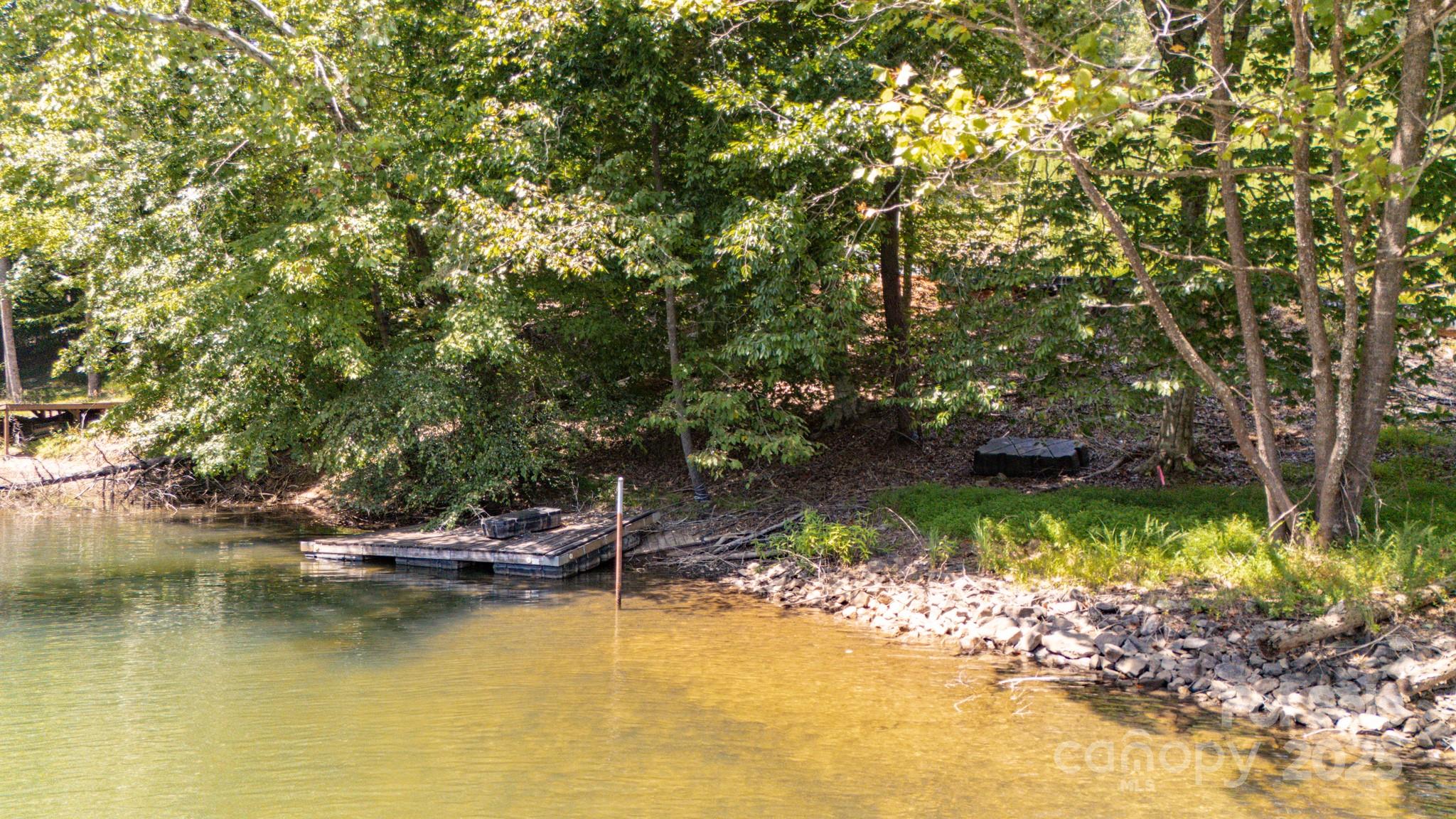 332 Waterglyn Way 27 Property Photo 11