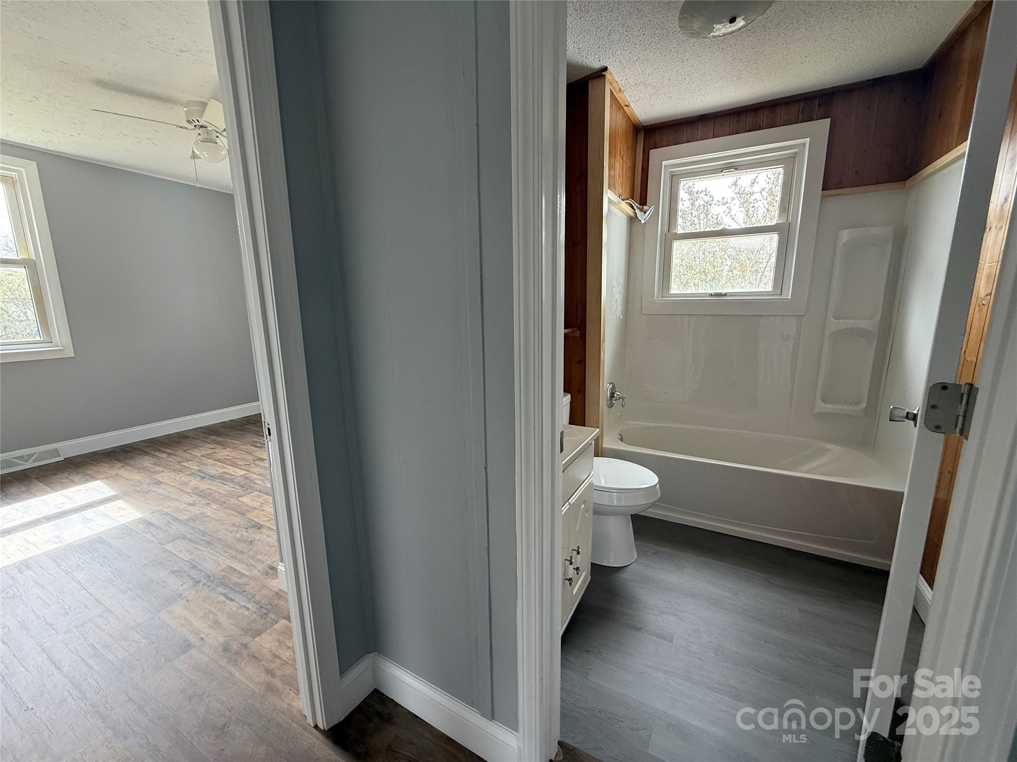 154 Burrell Avenue Property Photo 15