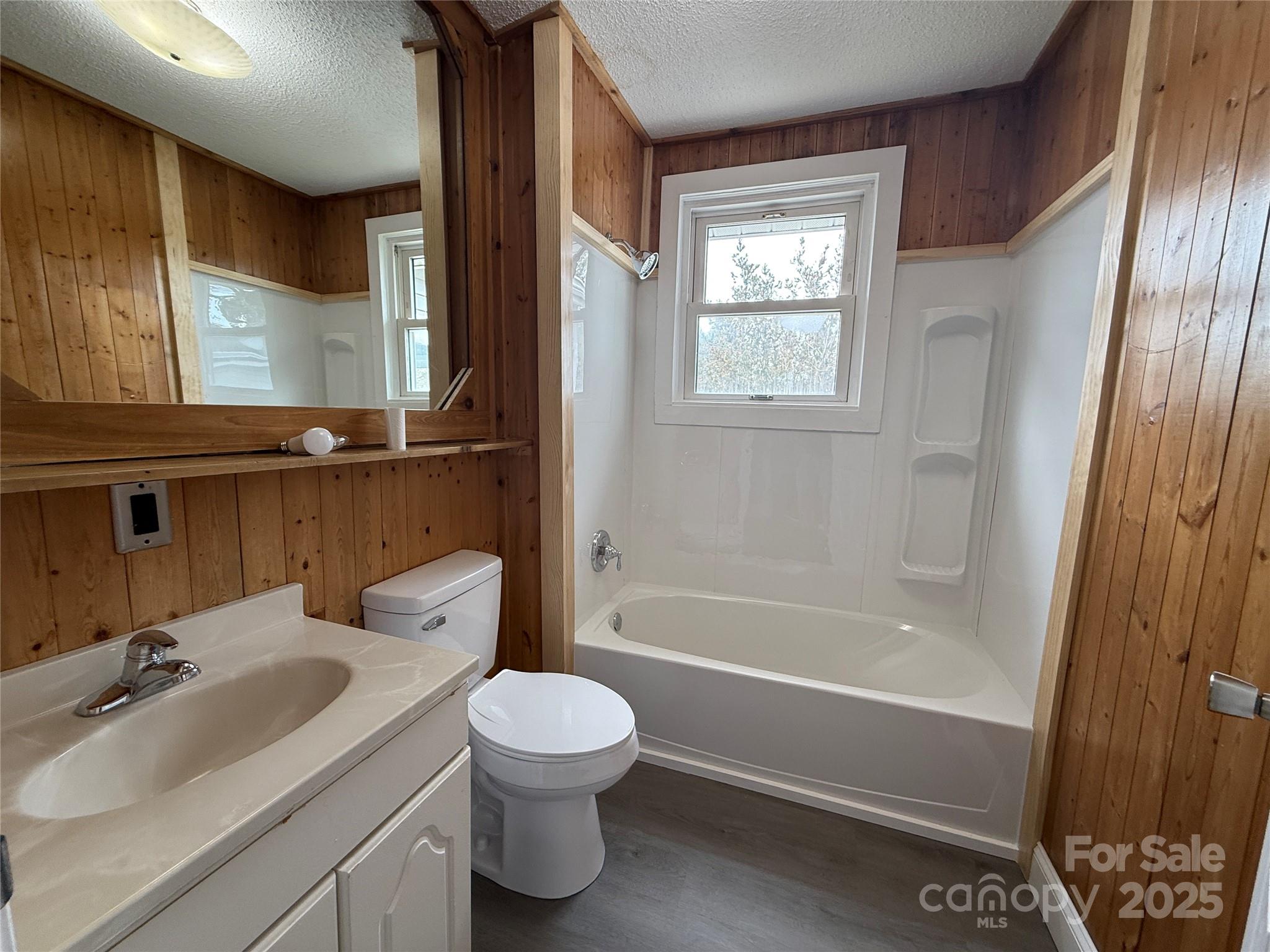 154 Burrell Avenue Property Photo 16