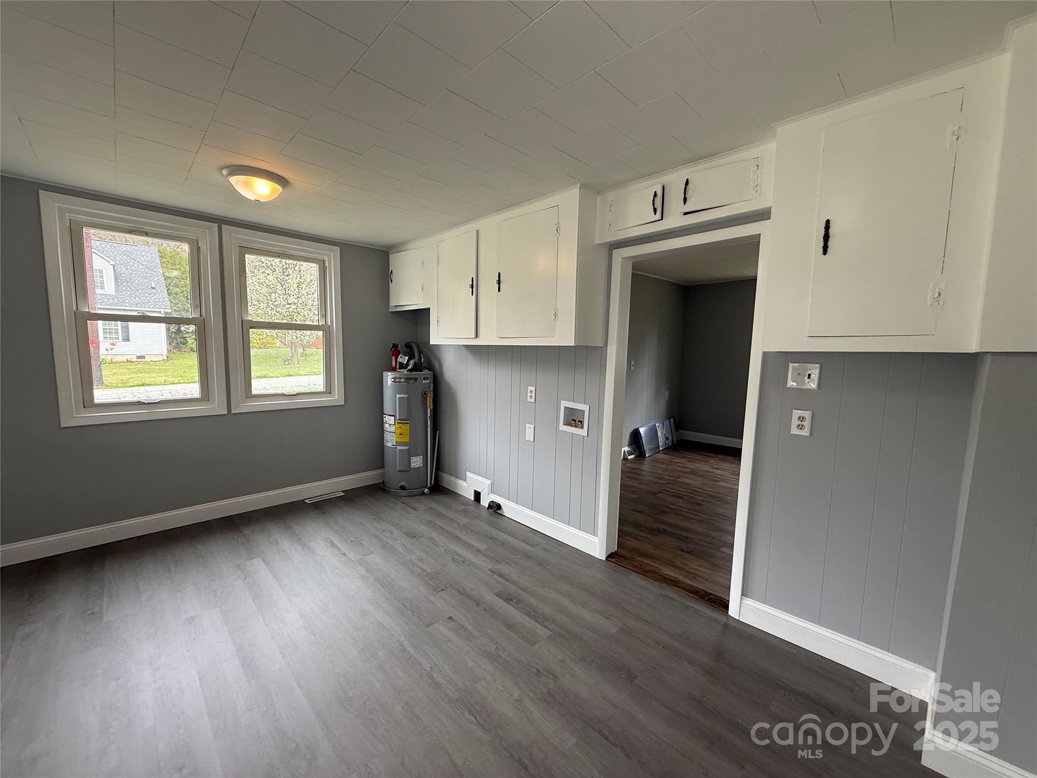 154 Burrell Avenue Property Photo 18