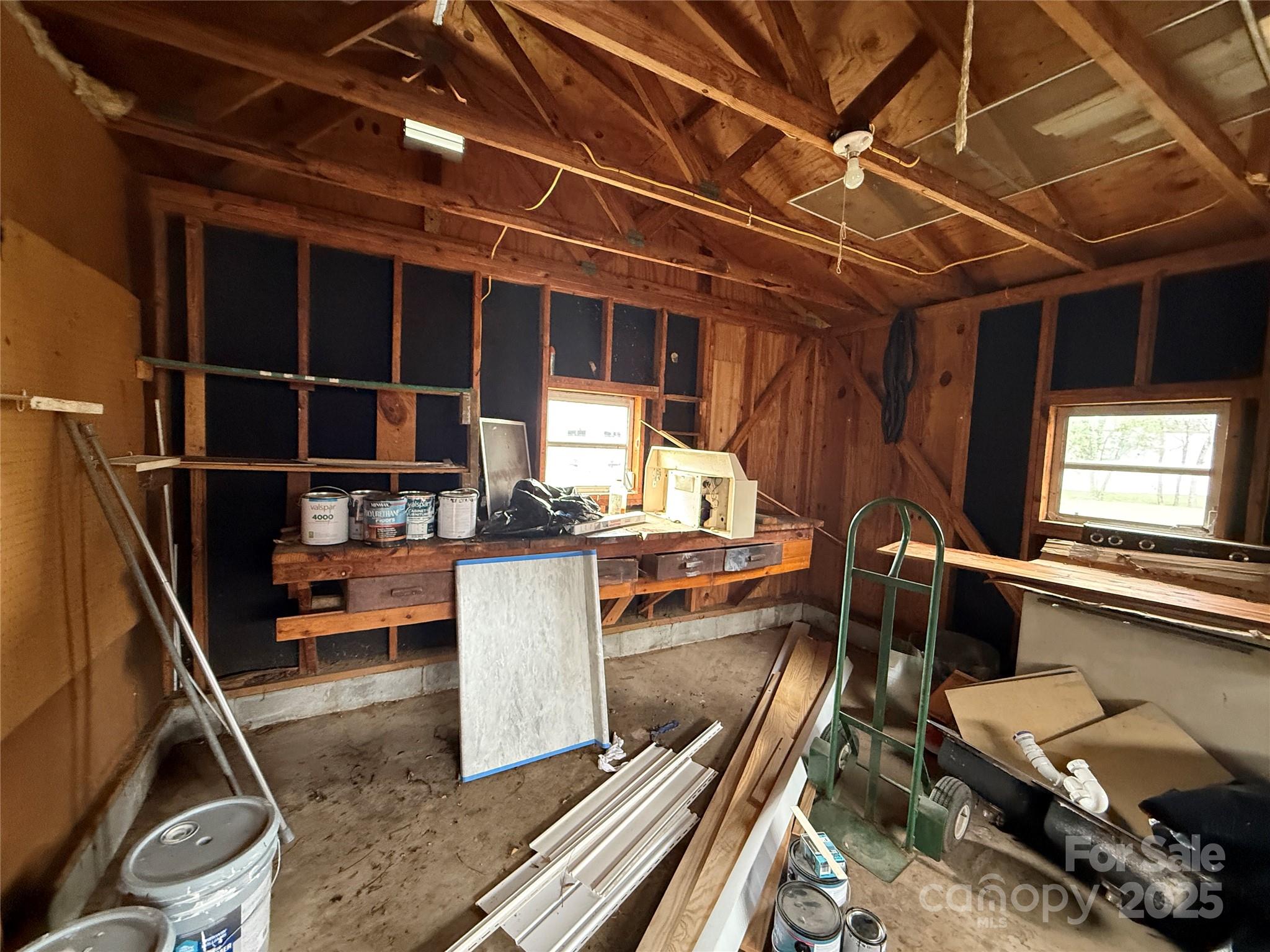 154 Burrell Avenue Property Photo 23
