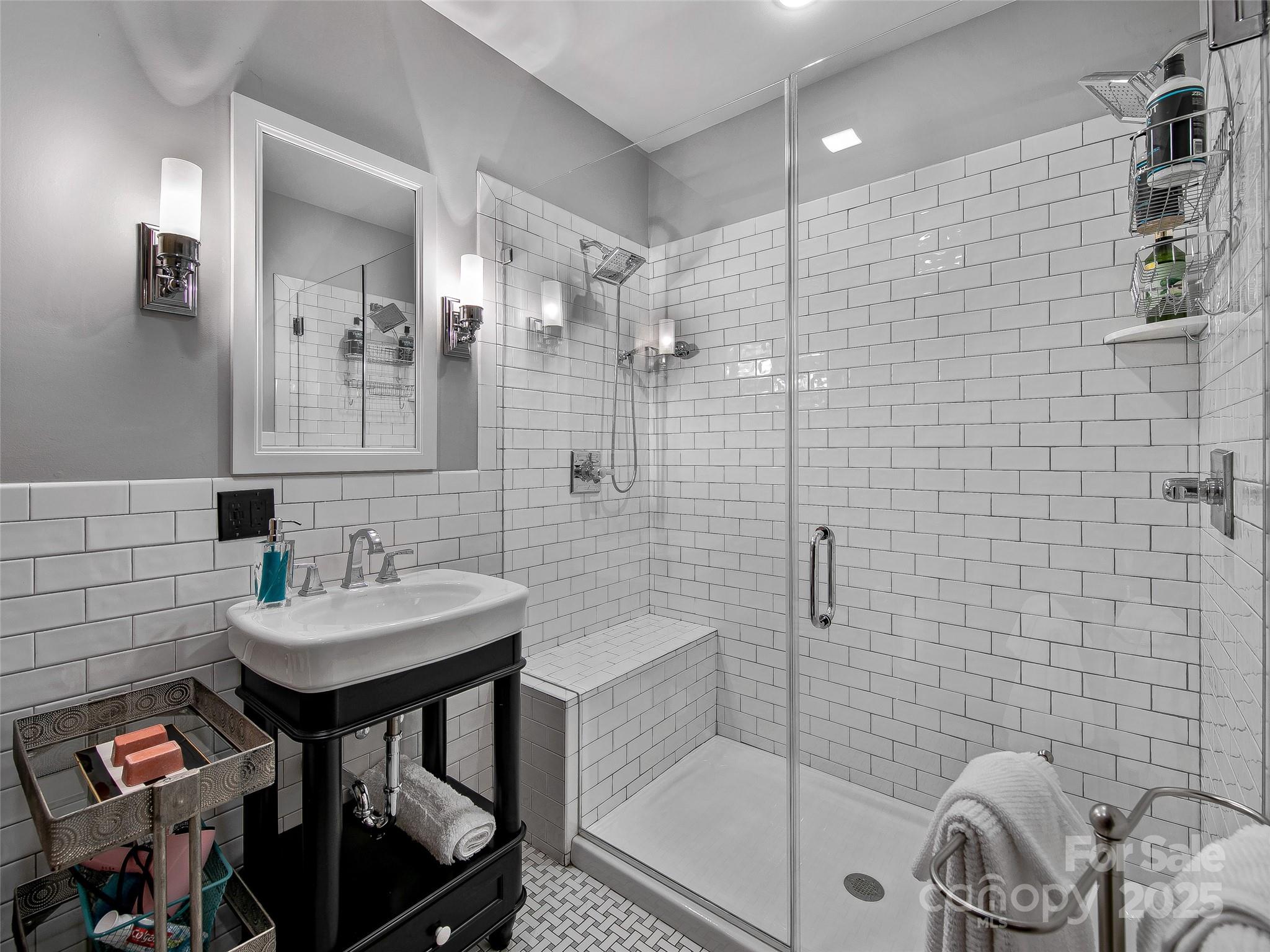 10 Patton Avenue Property Photo 18