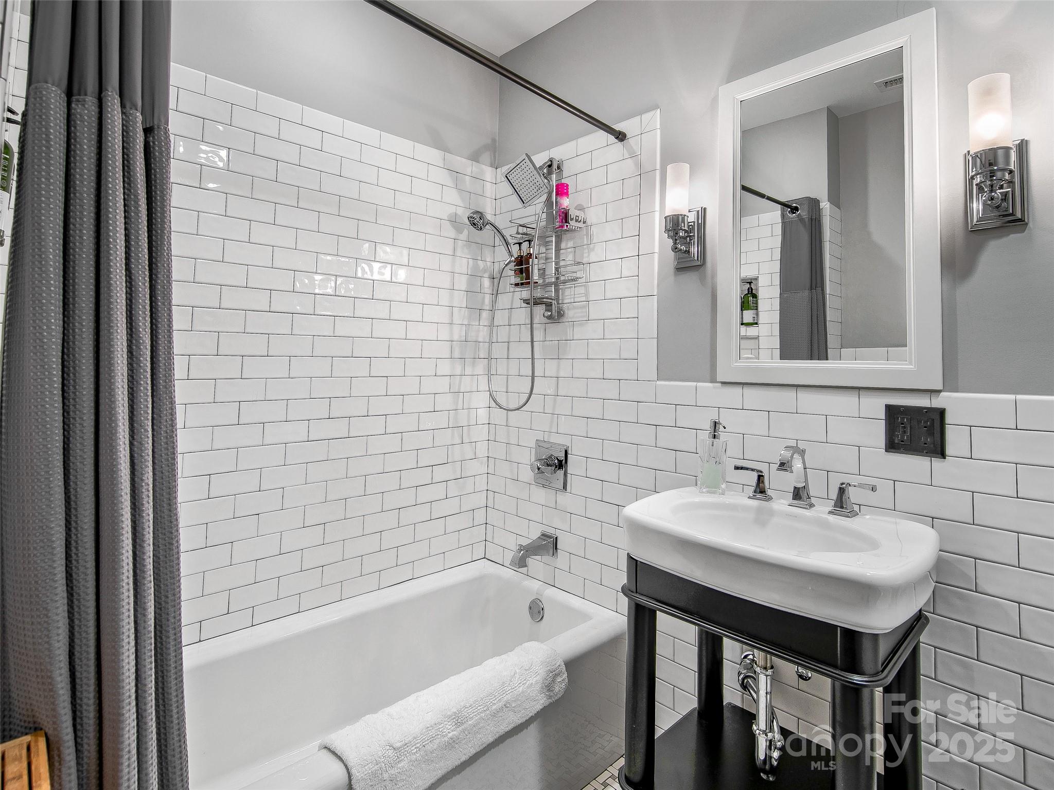 10 Patton Avenue Property Photo 20