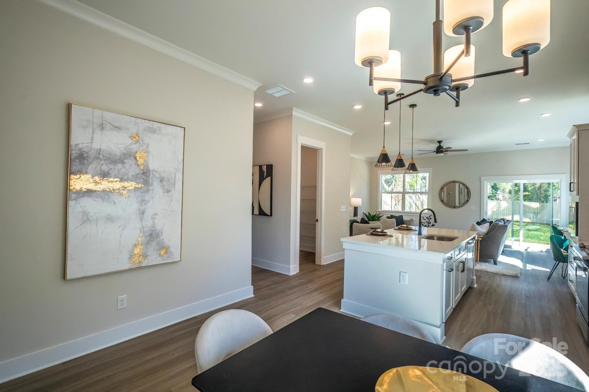 2630 Rose Street Property Photo 6