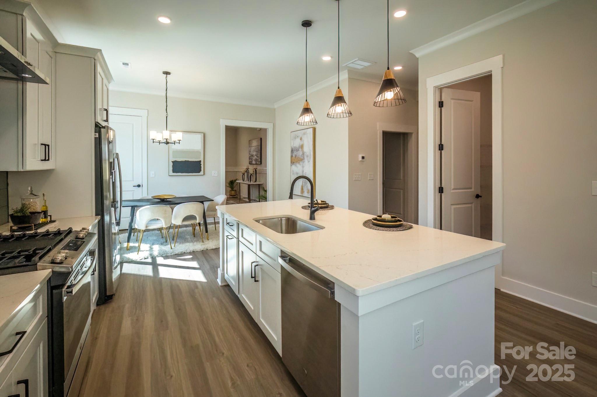 2630 Rose Street Property Photo 8