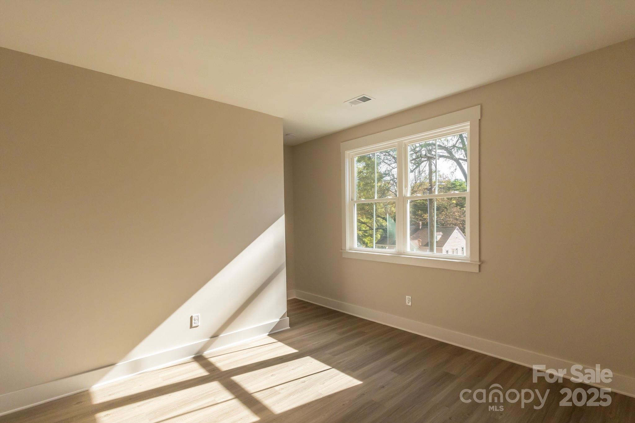 2630 Rose Street Property Photo 25