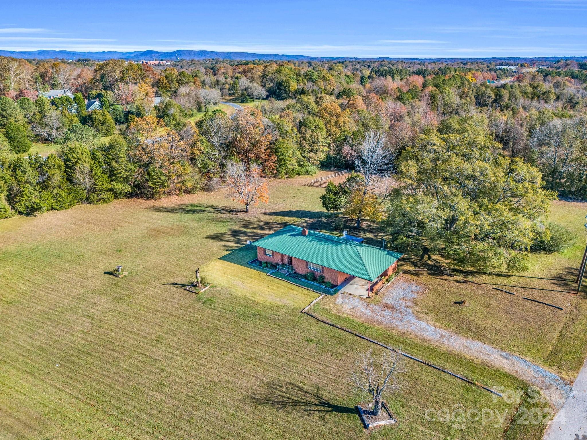 301 Doggett Road Property Photo 17