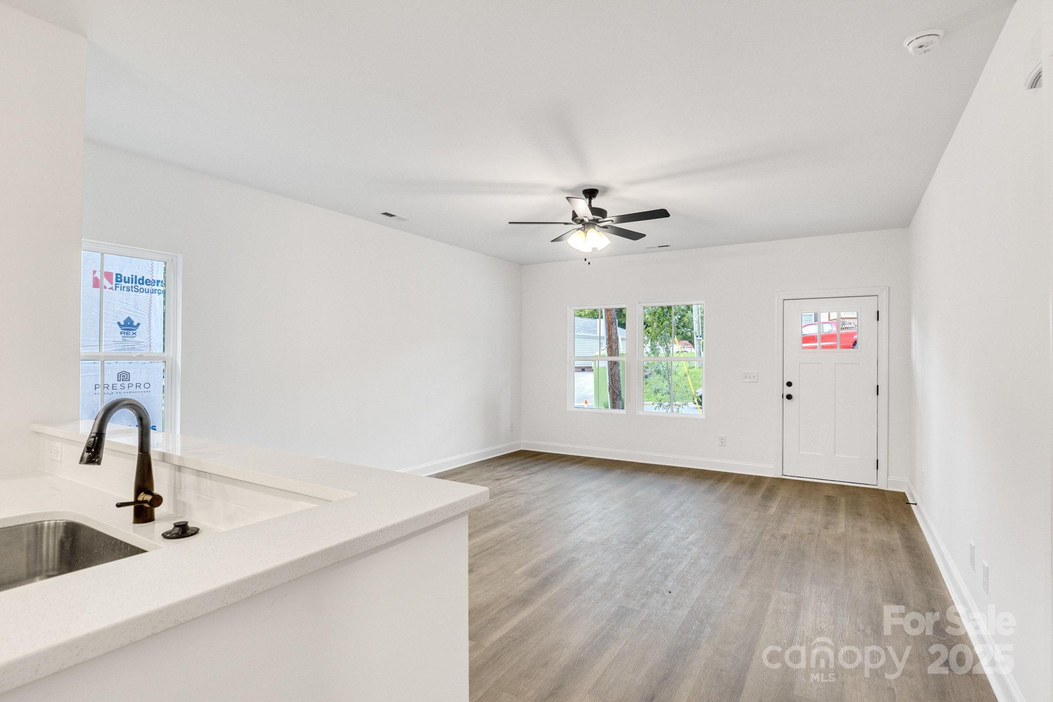 354 Moore Avenue Property Photo 15