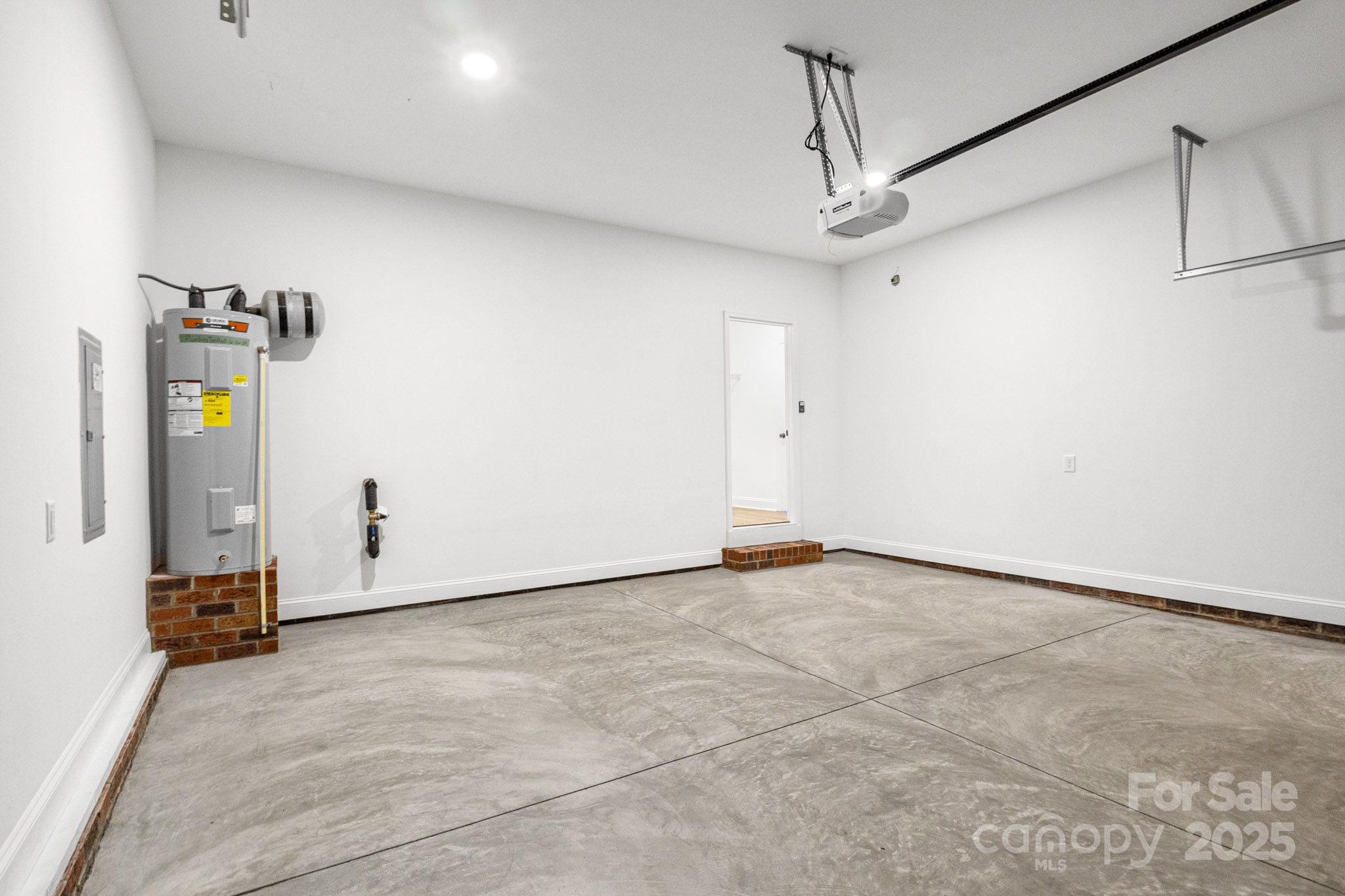354 Moore Avenue Property Photo 23