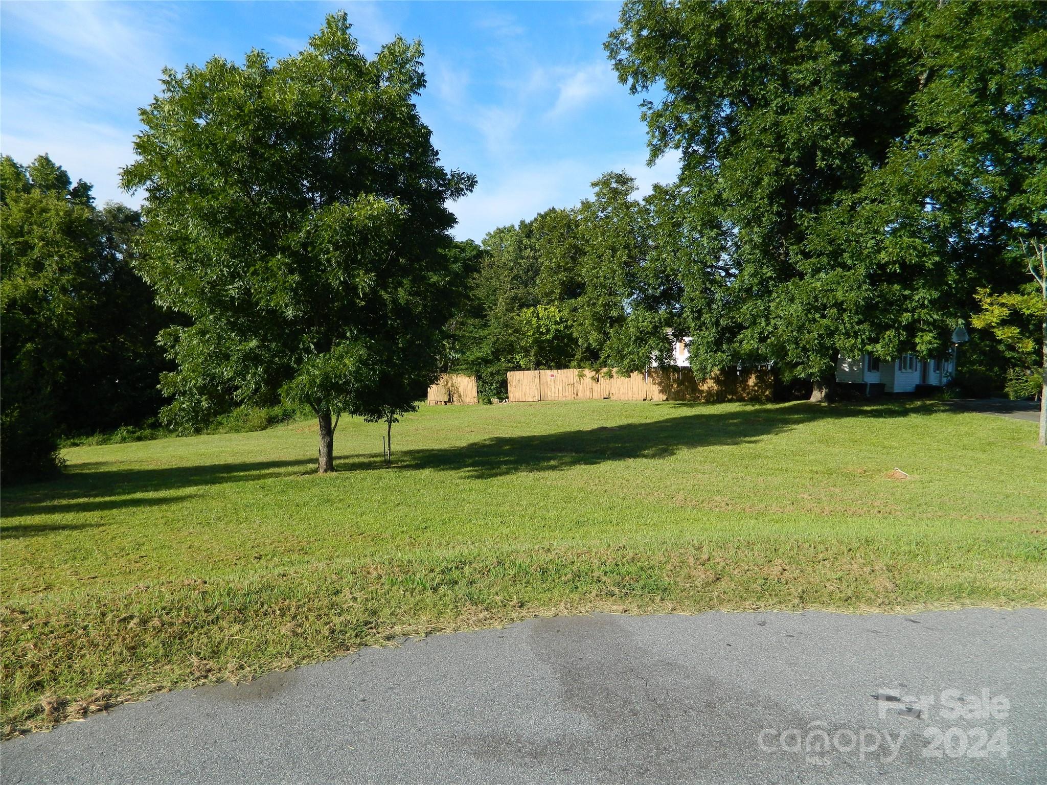 520 Lawrence Gray Road Property Photo 4