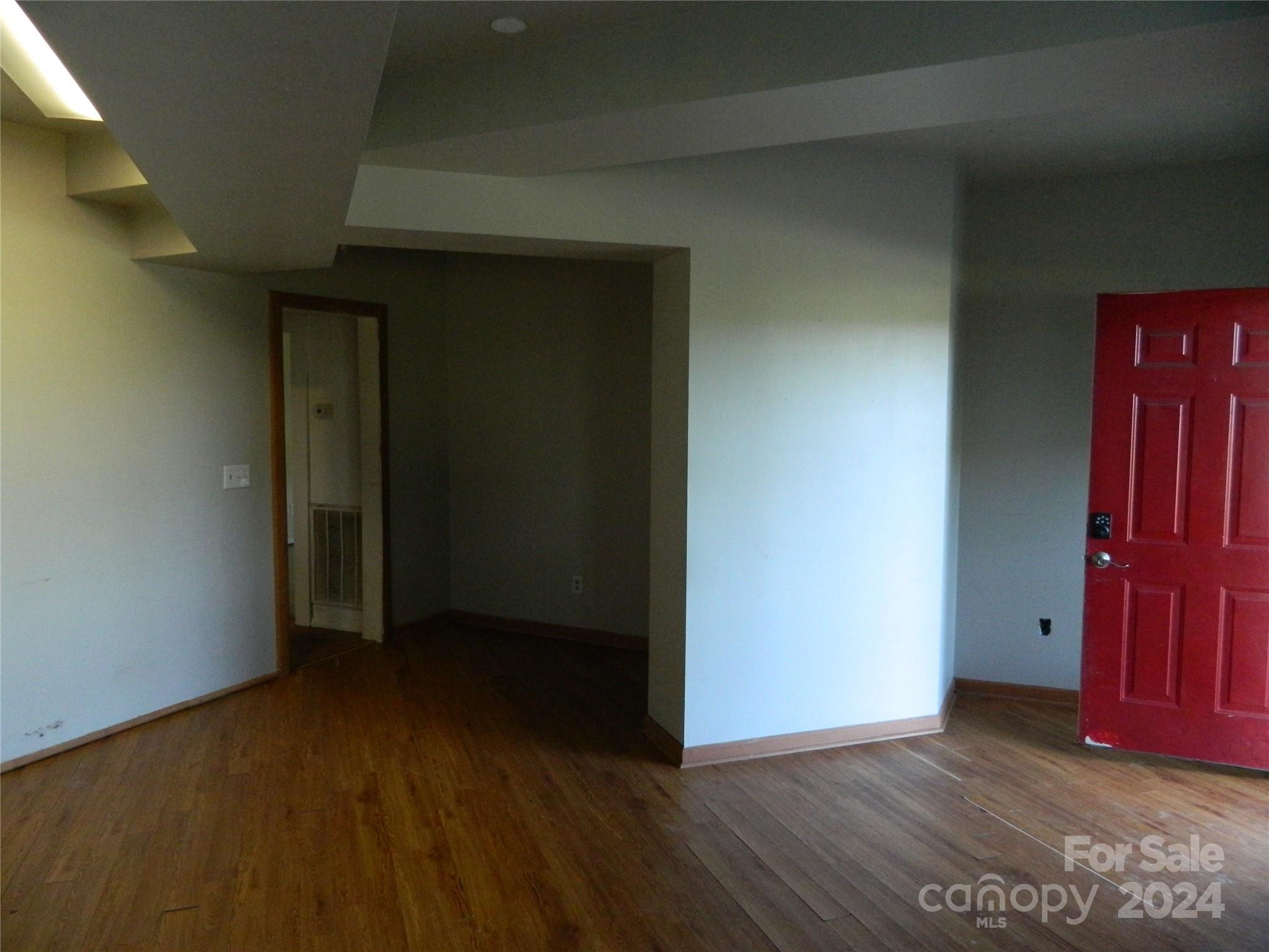 520 Lawrence Gray Road Property Photo 9