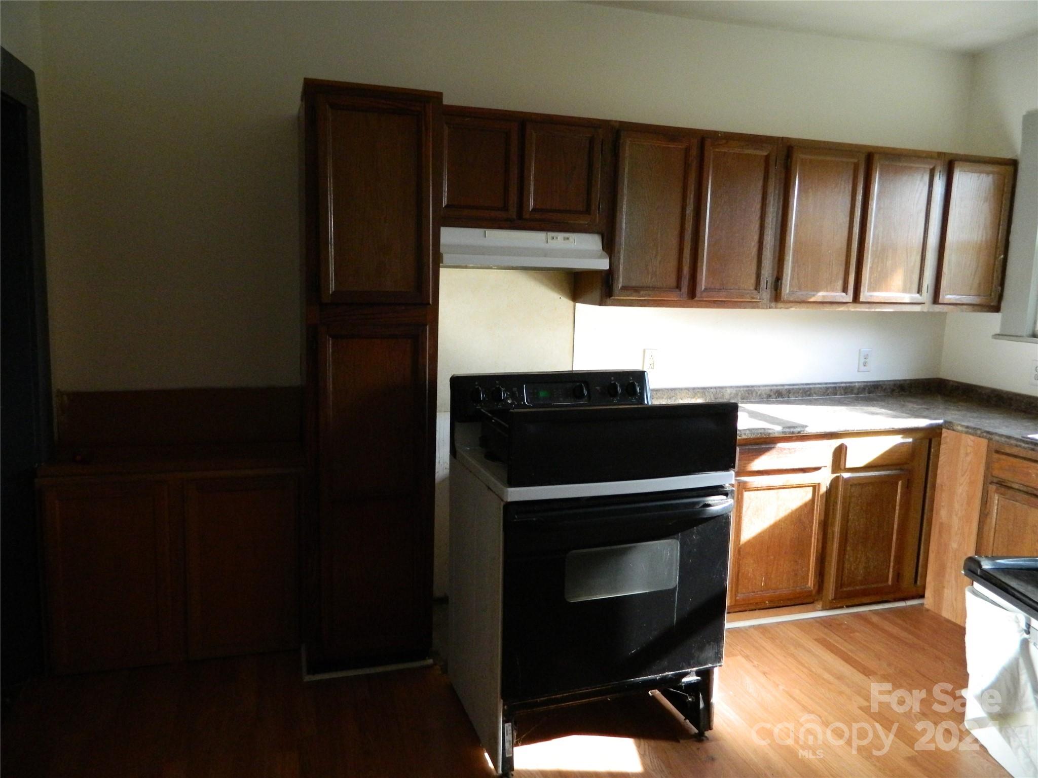 520 Lawrence Gray Road Property Photo 27