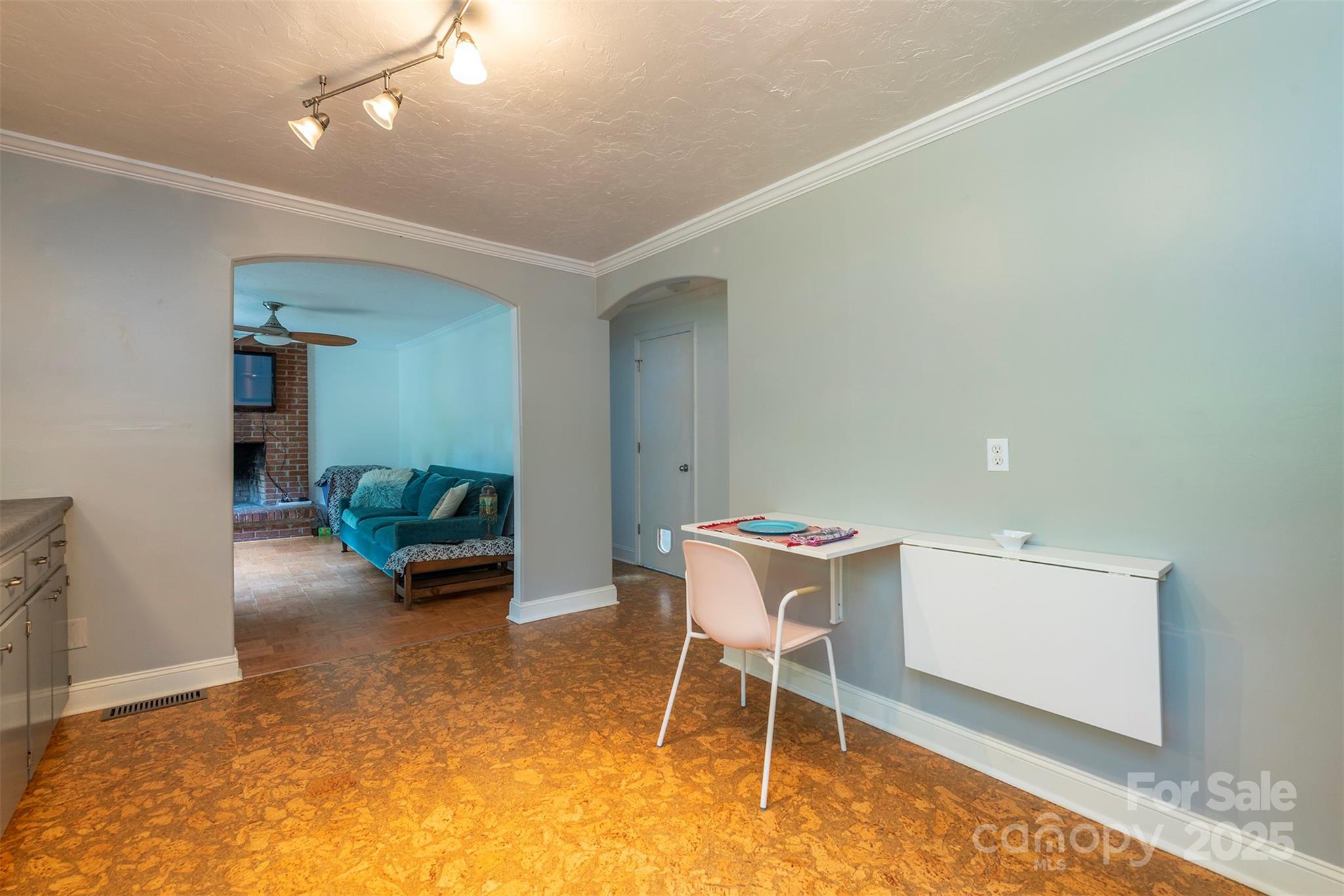 25 Glenview Place Property Photo 10