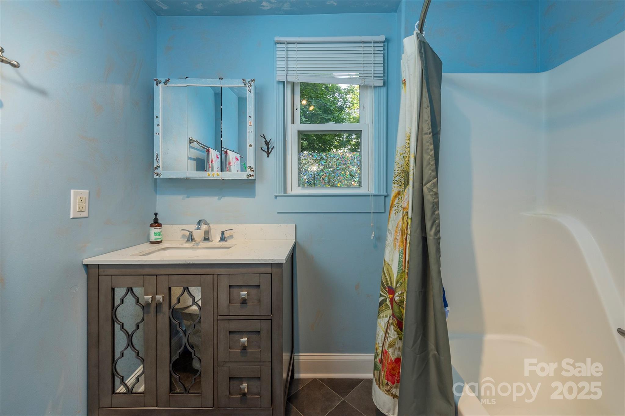 25 Glenview Place Property Photo 11