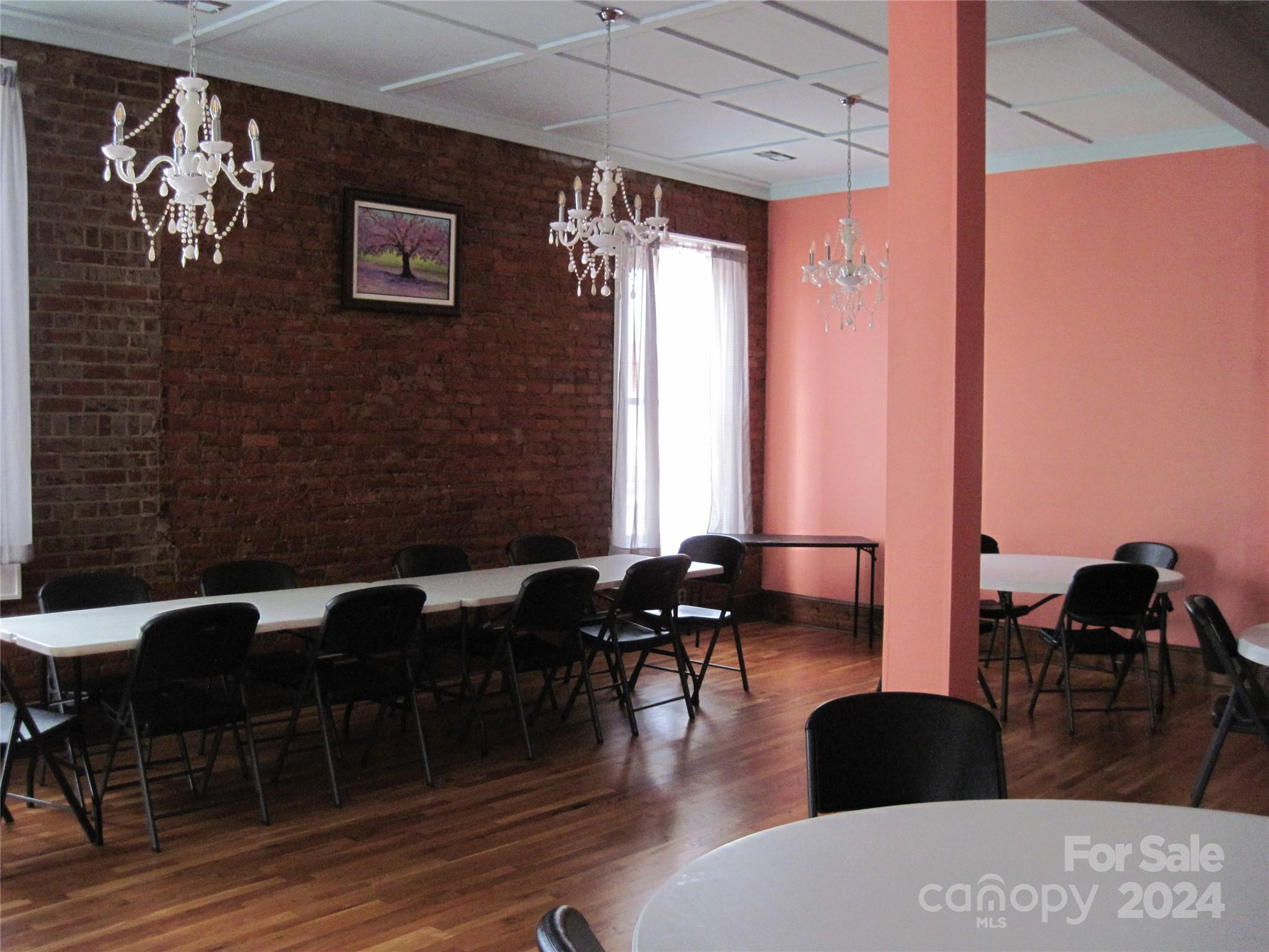 819 West Avenue Property Photo 12
