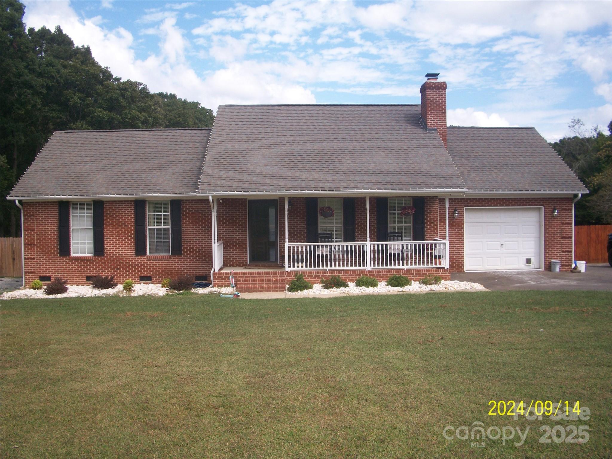 3905 Autumn Wood Drive 28 Property Photo 1