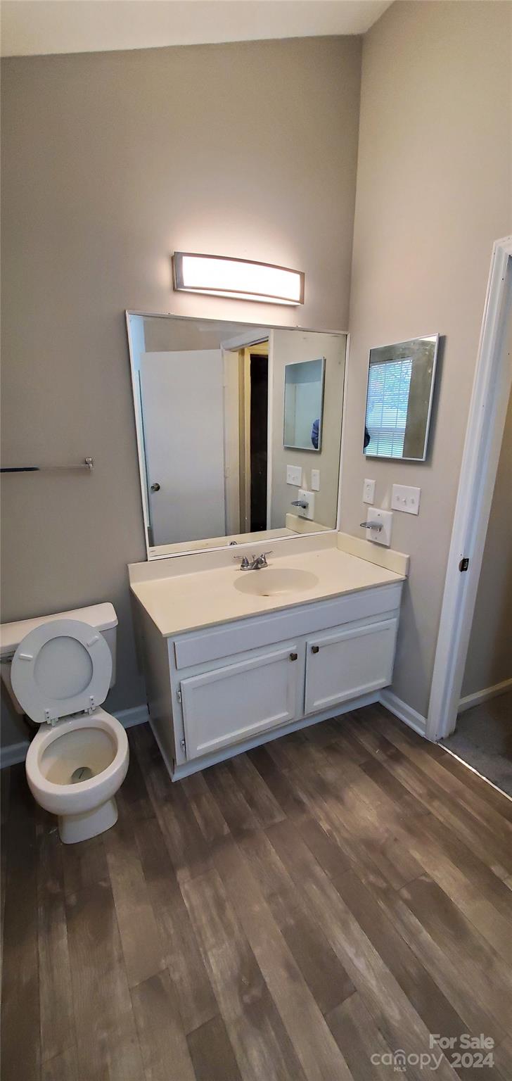 5720 Ebley Lane Property Photo 6