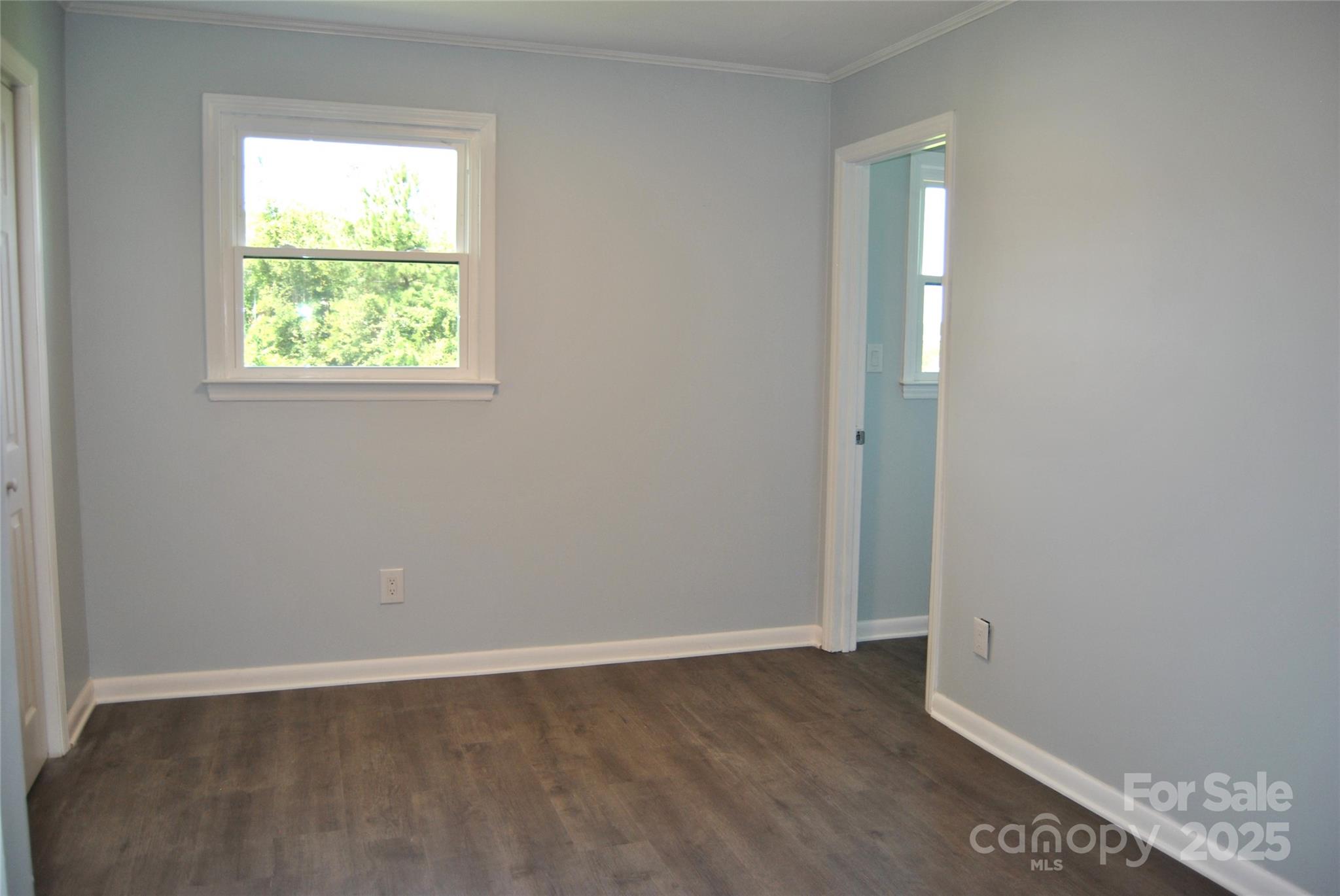 500 Doffin Lane Property Photo 15