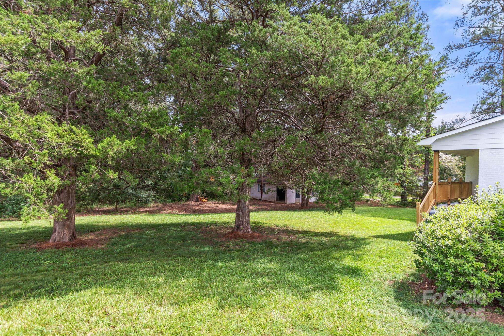 2178 Eastview Road Property Photo 28