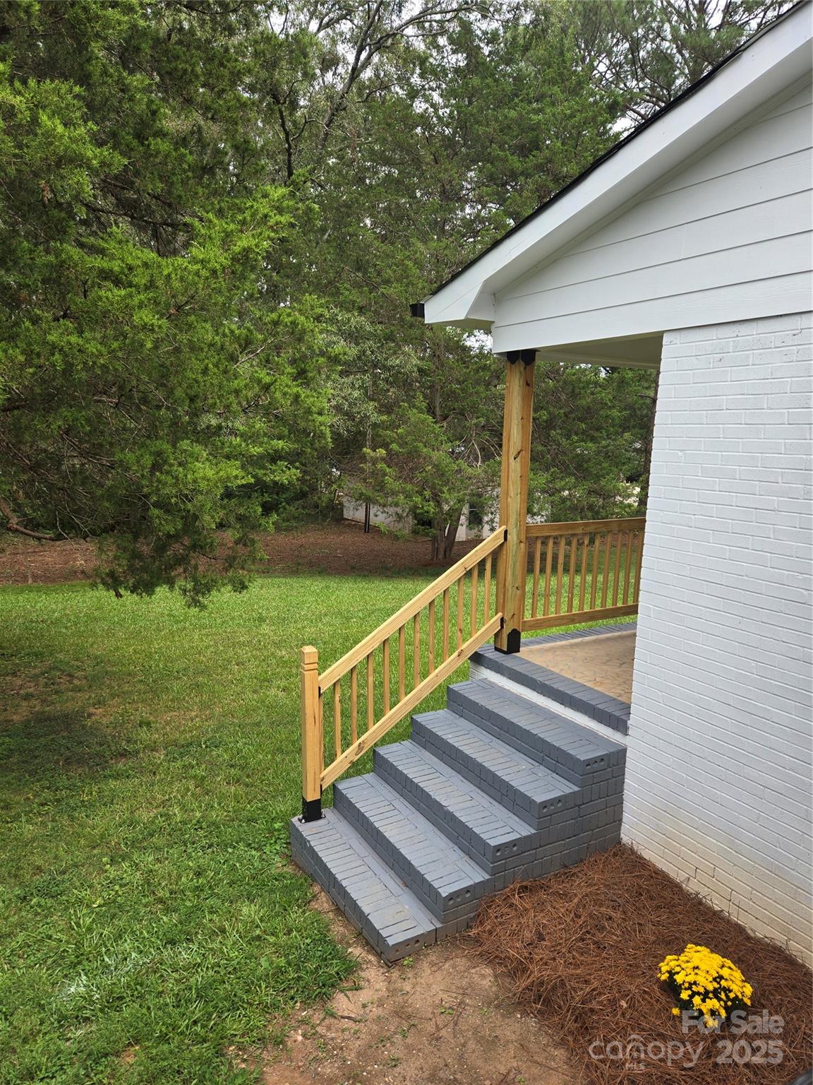 2178 Eastview Road Property Photo 33