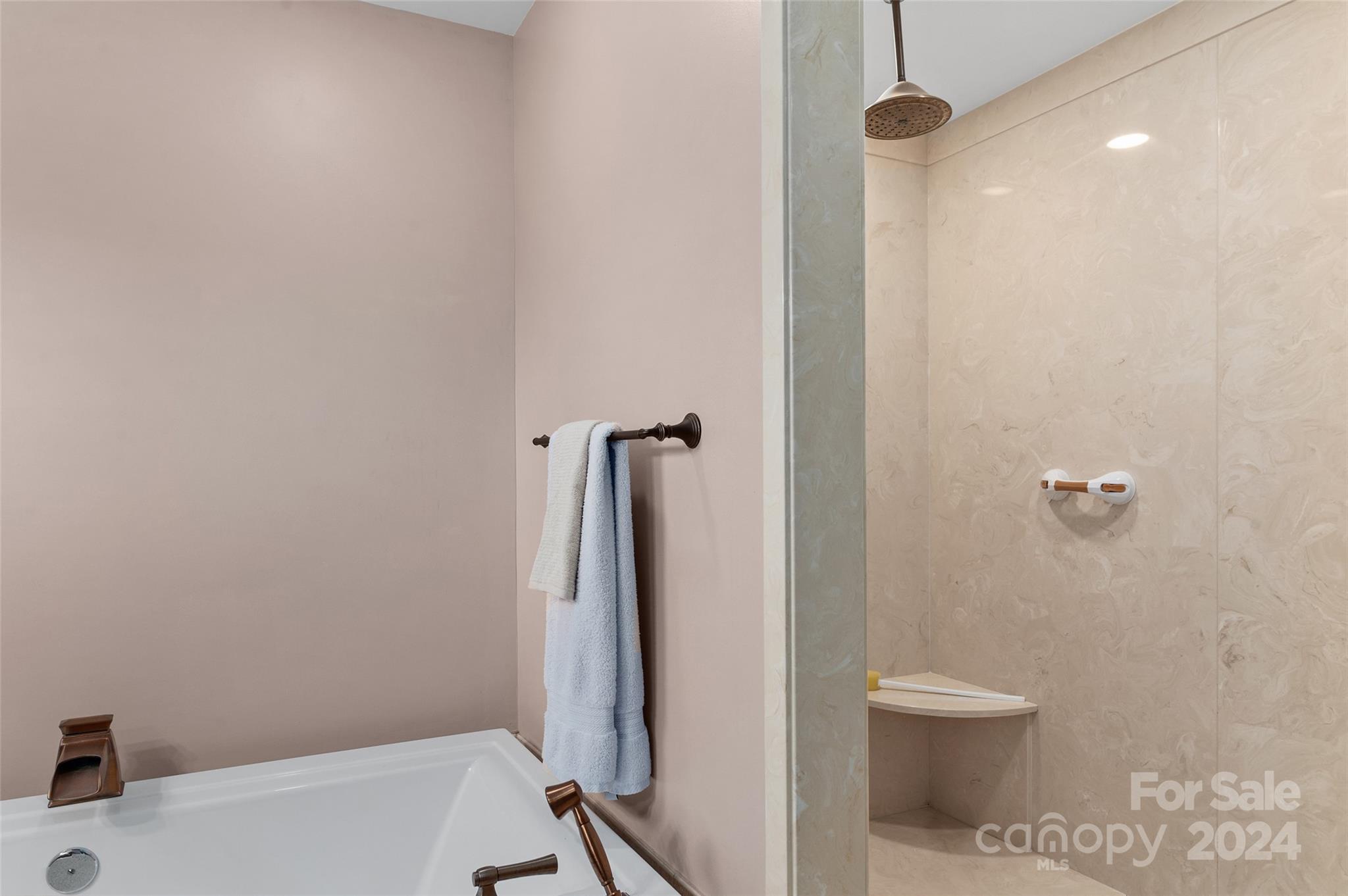 121 Auburn Park Drive Property Photo 24