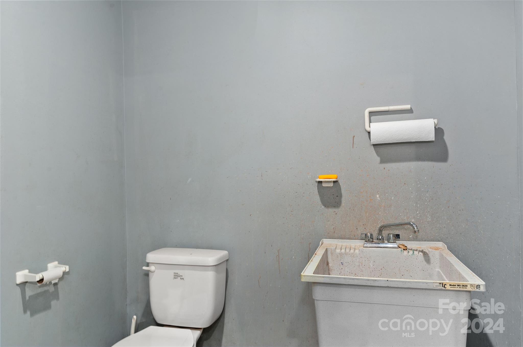 121 Auburn Park Drive Property Photo 29