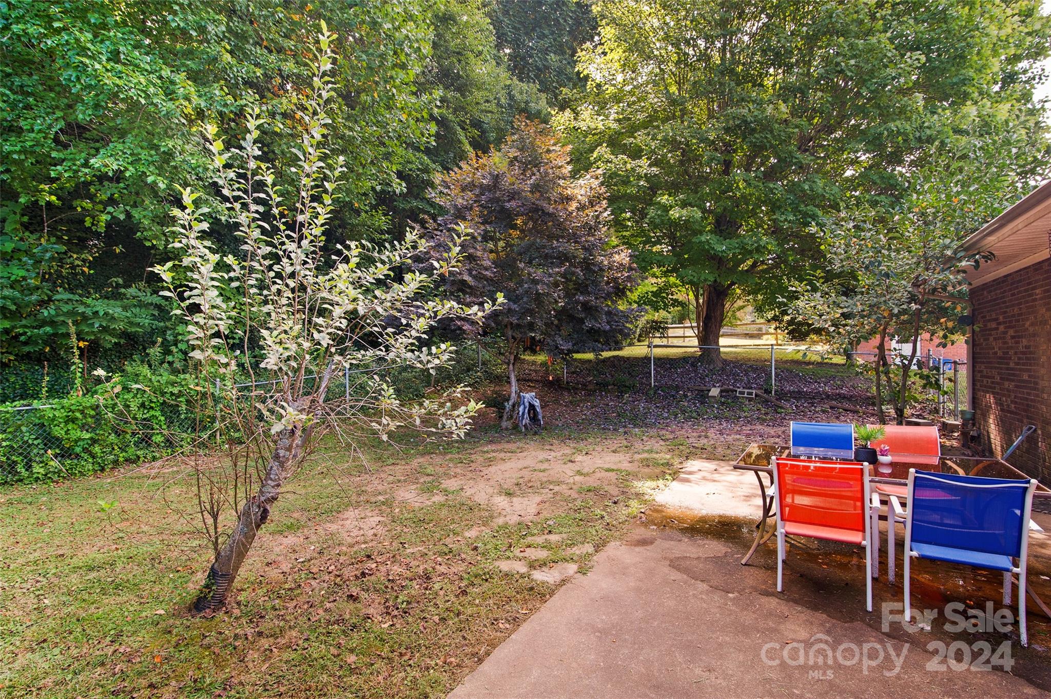 121 Auburn Park Drive Property Photo 31
