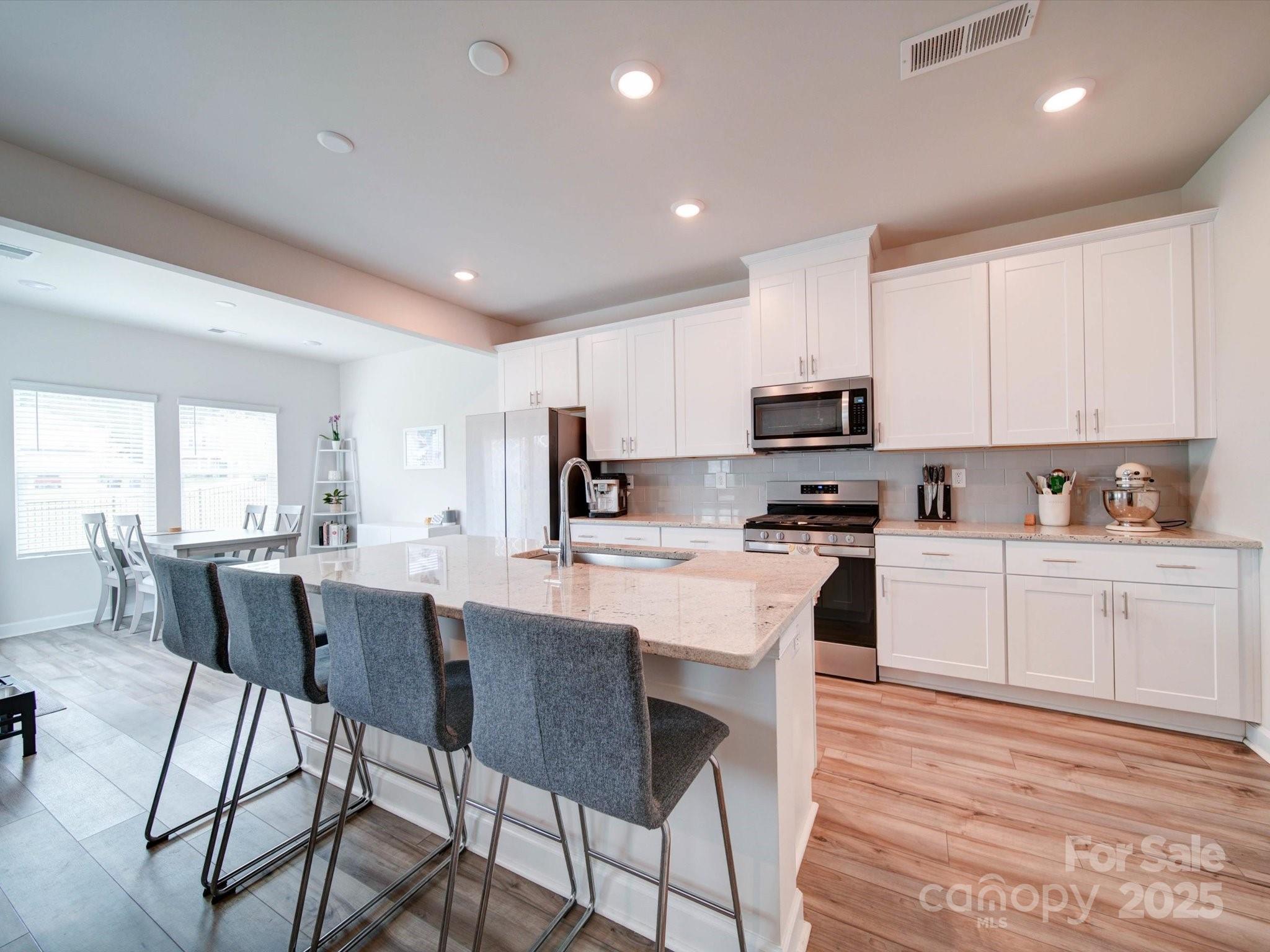 102 Guardian Gate Drive Property Photo 1