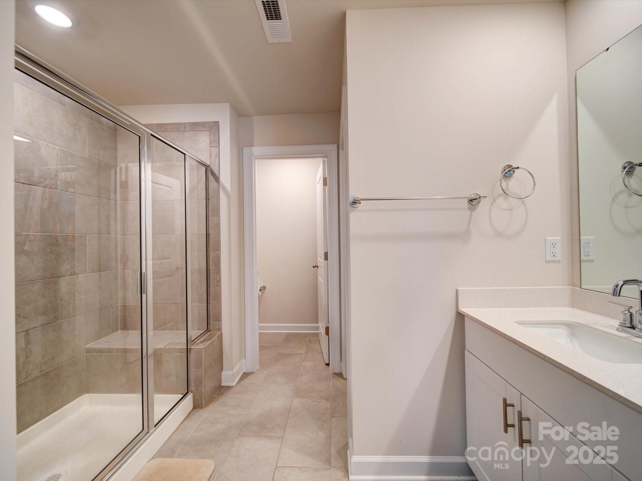 102 Guardian Gate Drive Property Photo 15