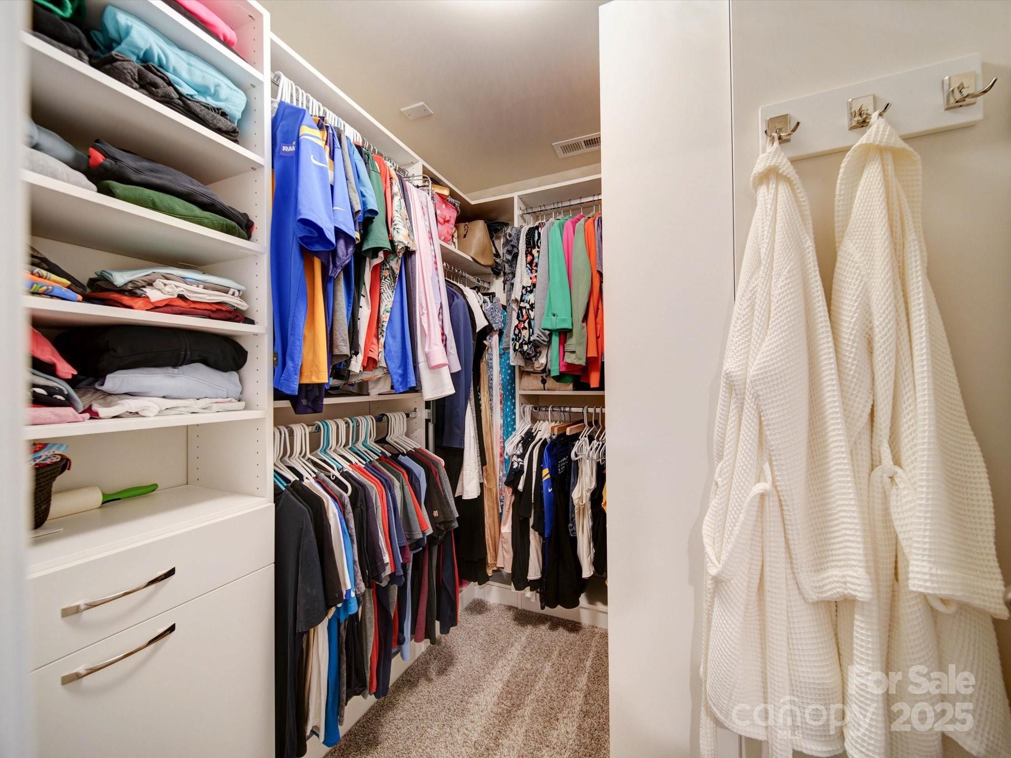 102 Guardian Gate Drive Property Photo 17