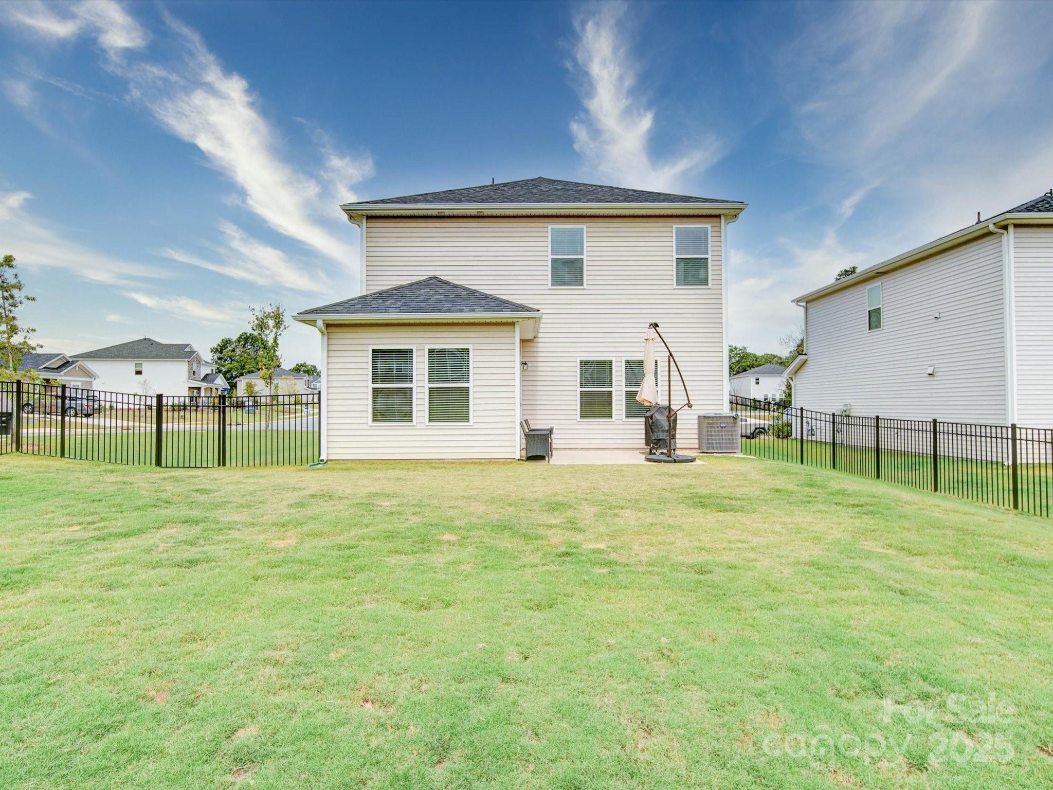 102 Guardian Gate Drive Property Photo 30