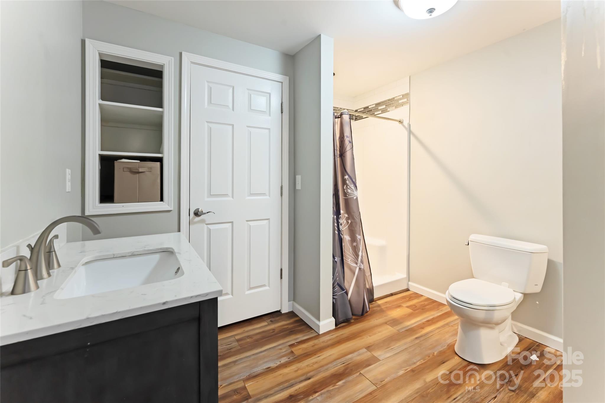 520 Oakwilde Drive Property Photo 28