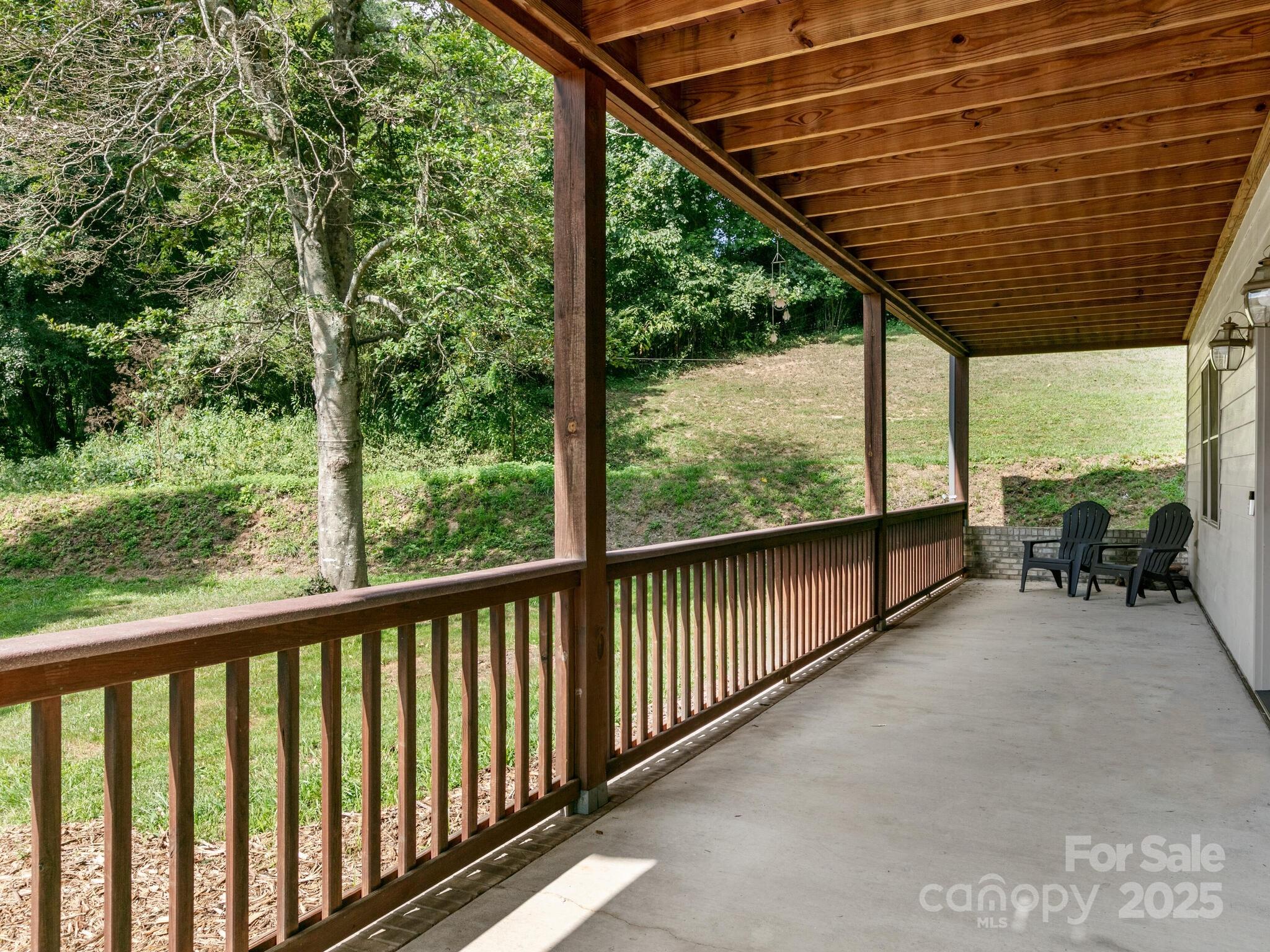 515 Pond Road Property Photo 8